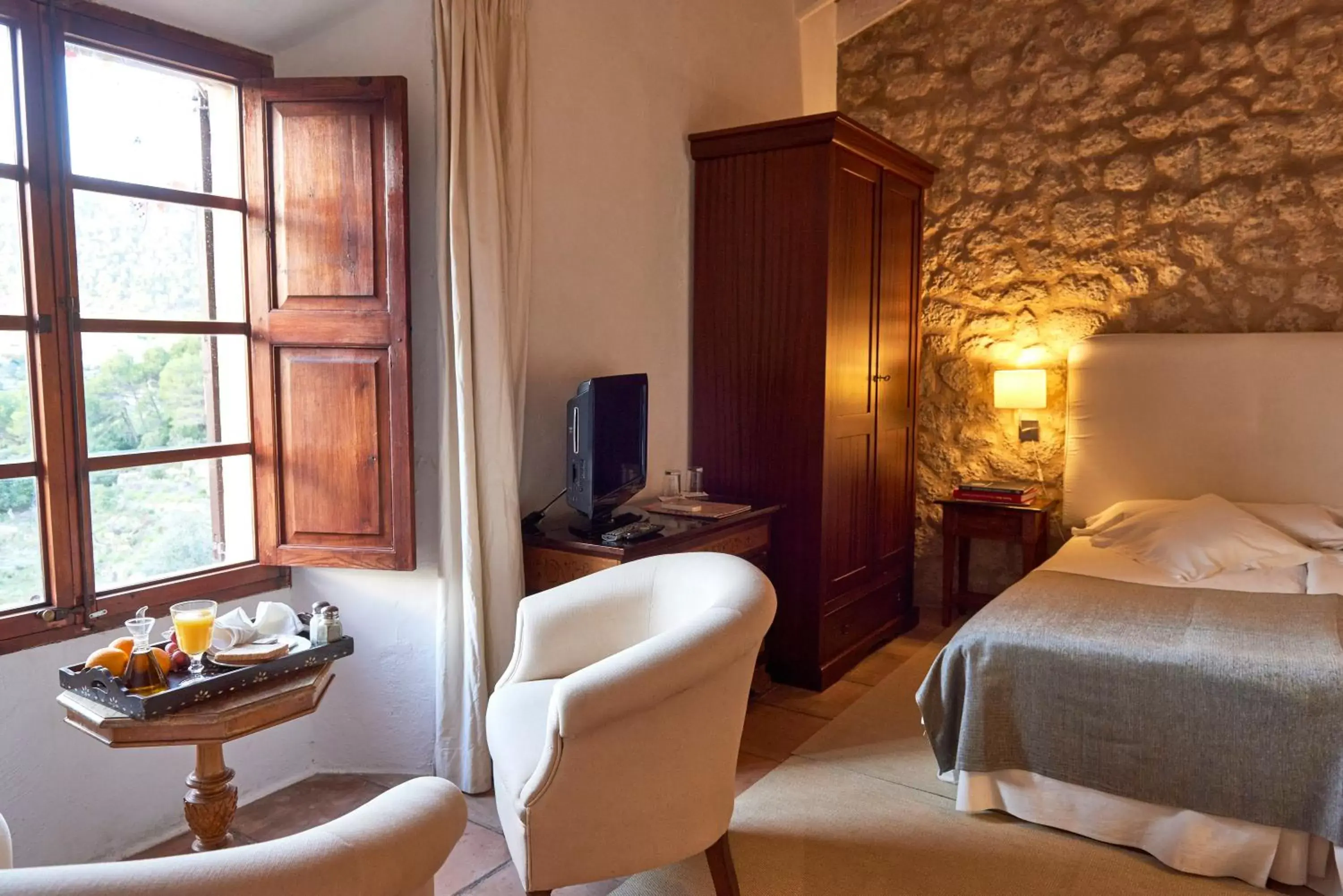 Double or Twin Room in Mirabó de Valldemossa Double or Twin Room in Mirabó de Valldemossa