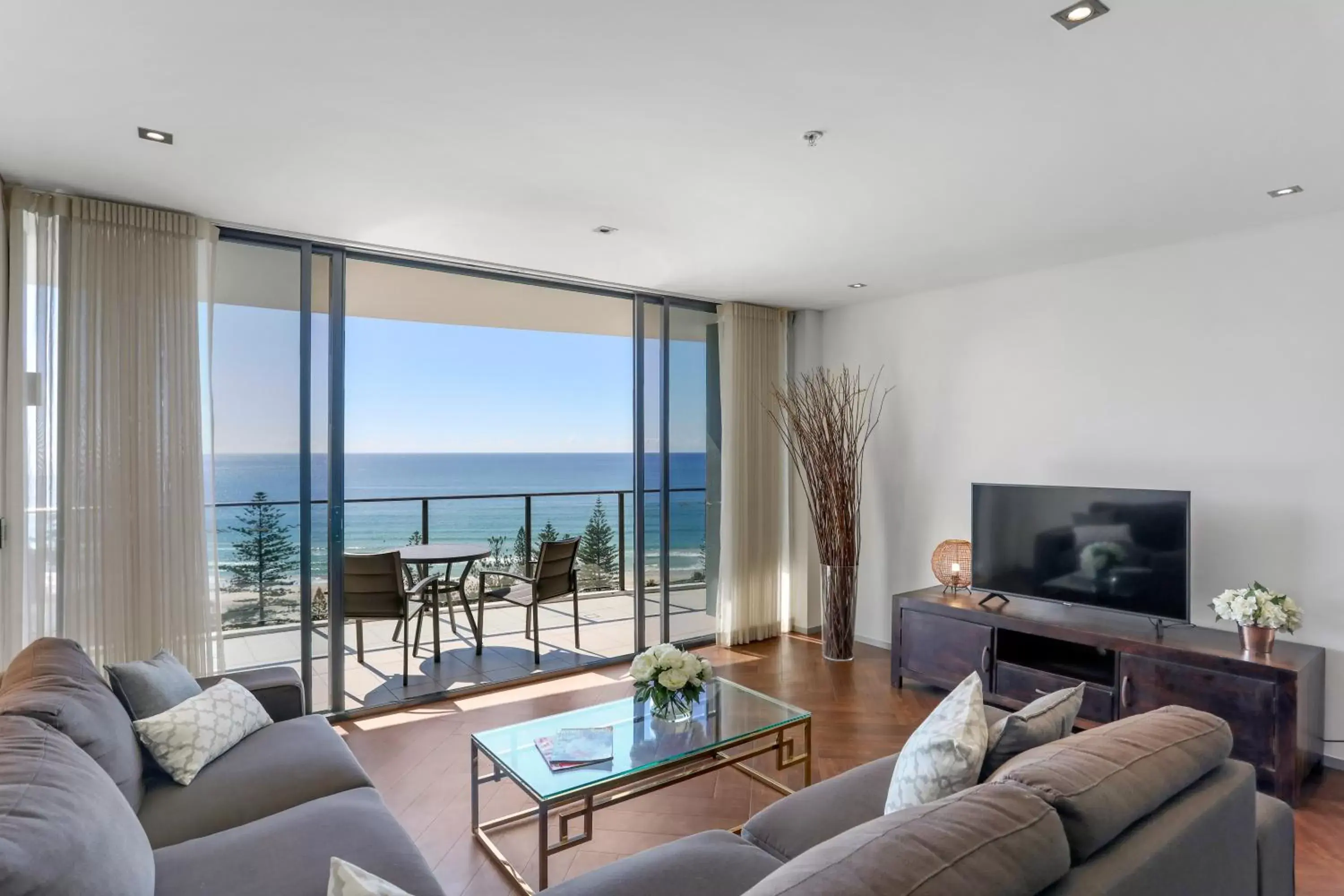 Two Bedroom Superior Ocean View Apartment in Ambience on Burleigh Beach Two Bedroom Superior Ocean View Apartment in Ambience on Burleigh Beach