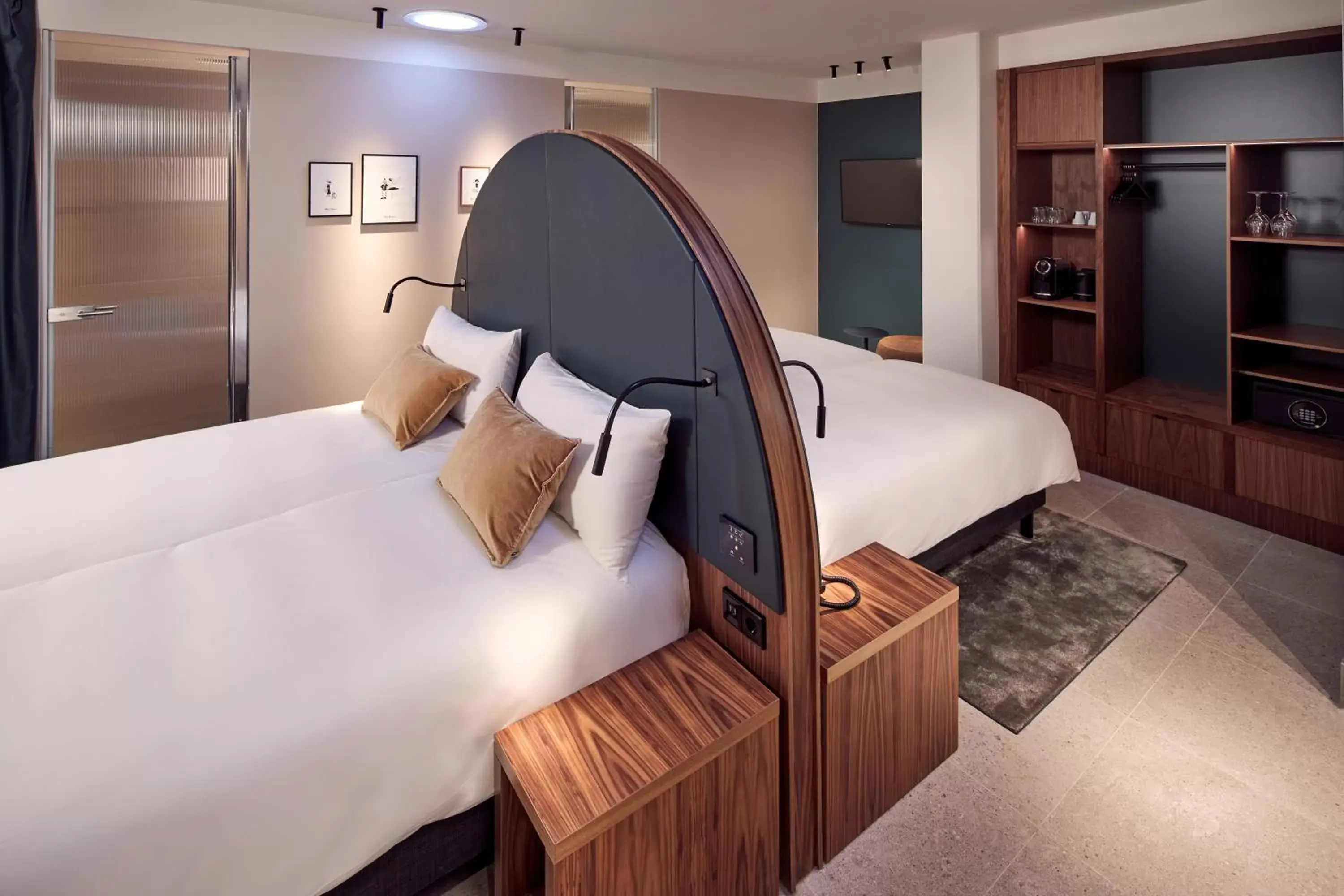 Family Room without Window in Met Hotel Amsterdam Family Room without Window in Met Hotel Amsterdam