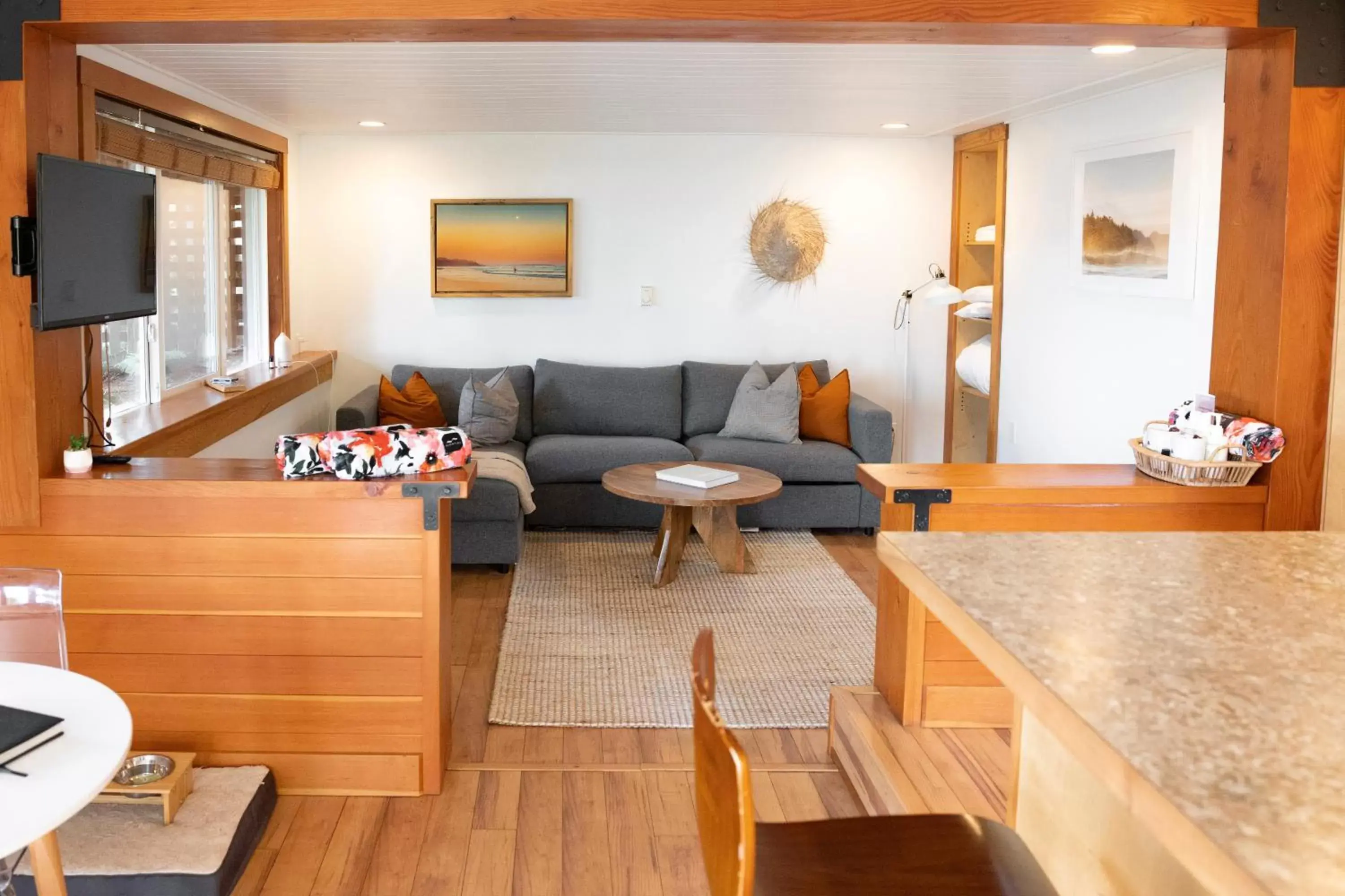 Garden Suite 5 - Pet Friendly in The Shoreline Tofino Garden Suite 5 - Pet Friendly in The Shoreline Tofino