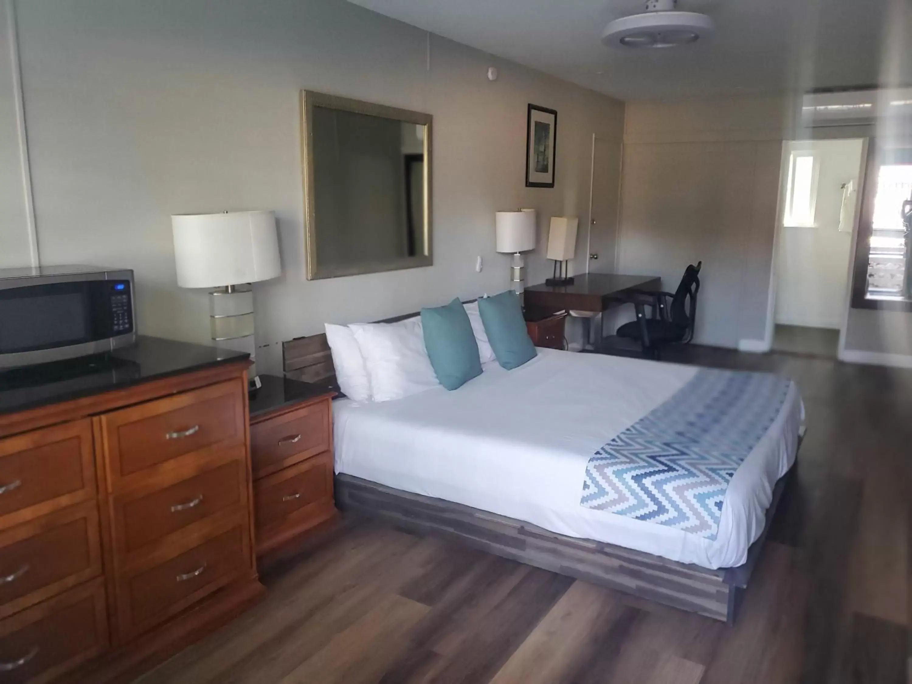 Superior Suite in OMEO Suites Big Bear Superior Suite in OMEO Suites Big Bear