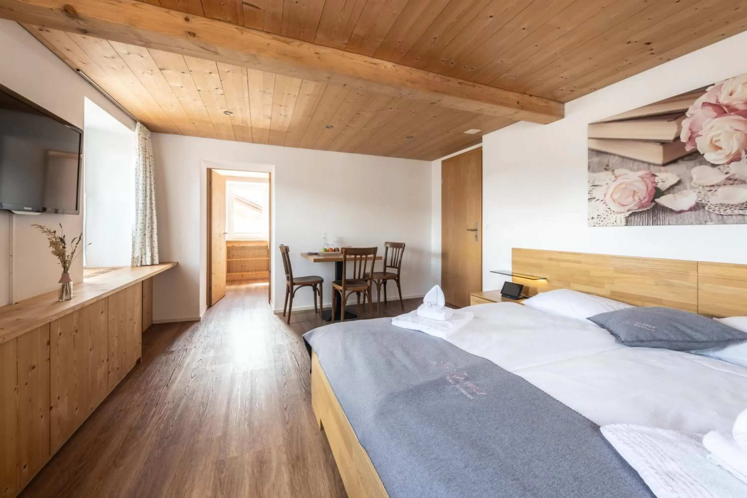 Superior Family Room in La Tgoma - Hotel & Restaurant Superior Family Room in La Tgoma - Hotel & Restaurant