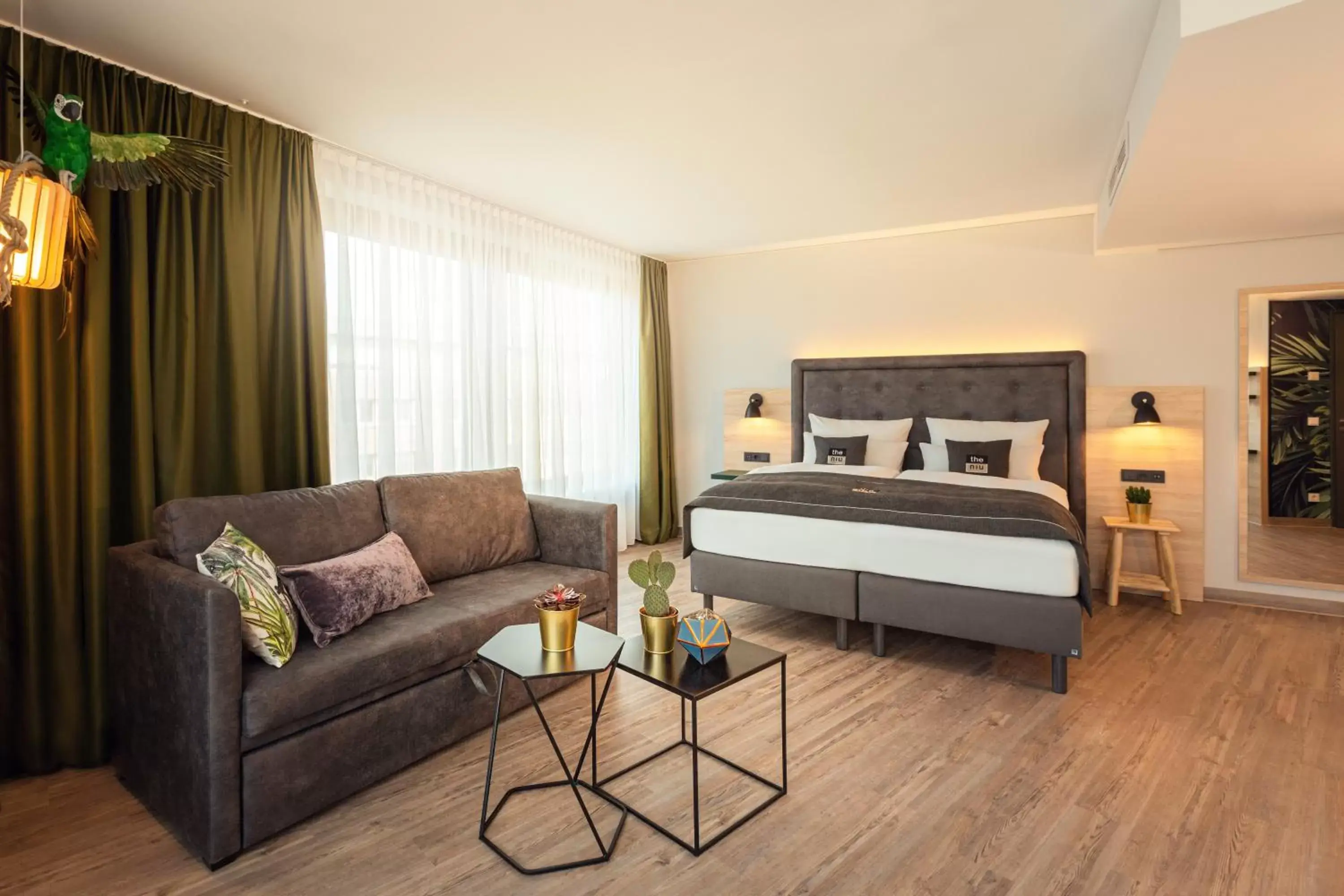 Deluxe Double Room in Holiday Inn - the niu, Crusoe Bremen Airport by IHG Deluxe Double Room in Holiday Inn - the niu, Crusoe Bremen Airport by IHG