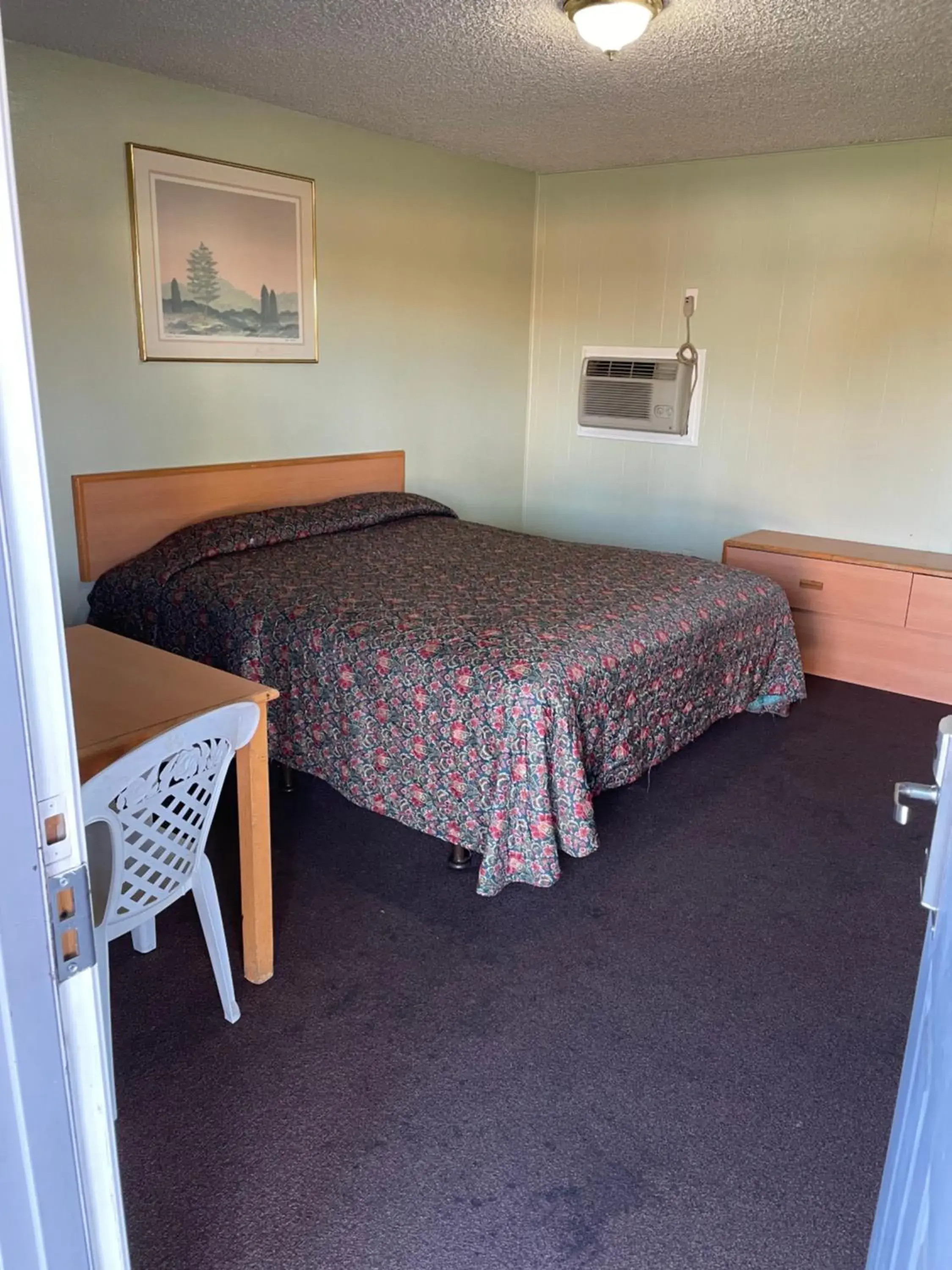 RAMONA MOTEL RAMONA MOTEL