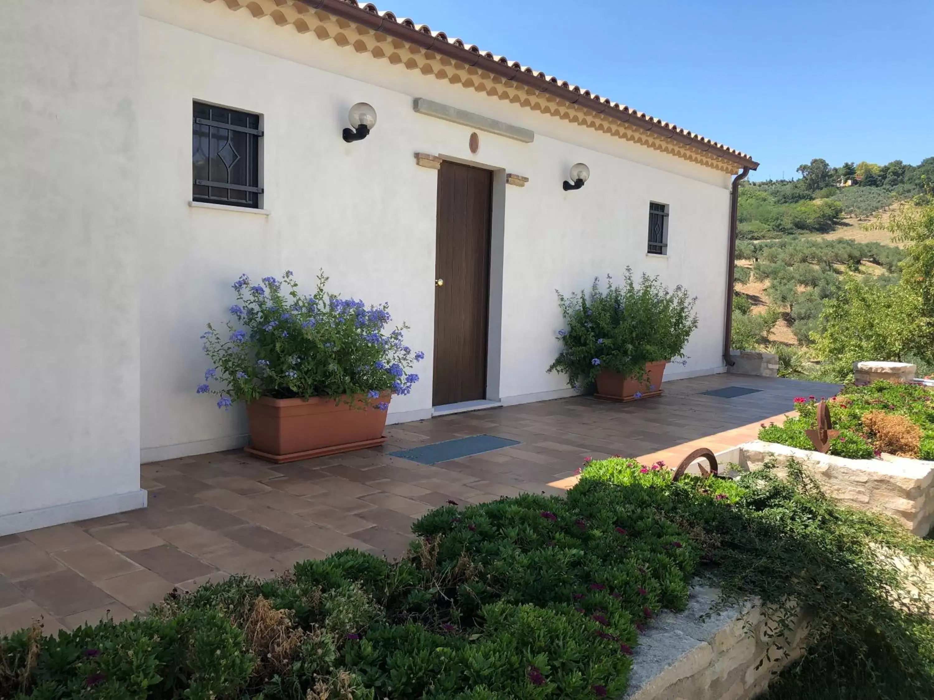 Luxury Quadruple Room in Villa Angiolina, Molise Luxury Quadruple Room in Villa Angiolina, Molise