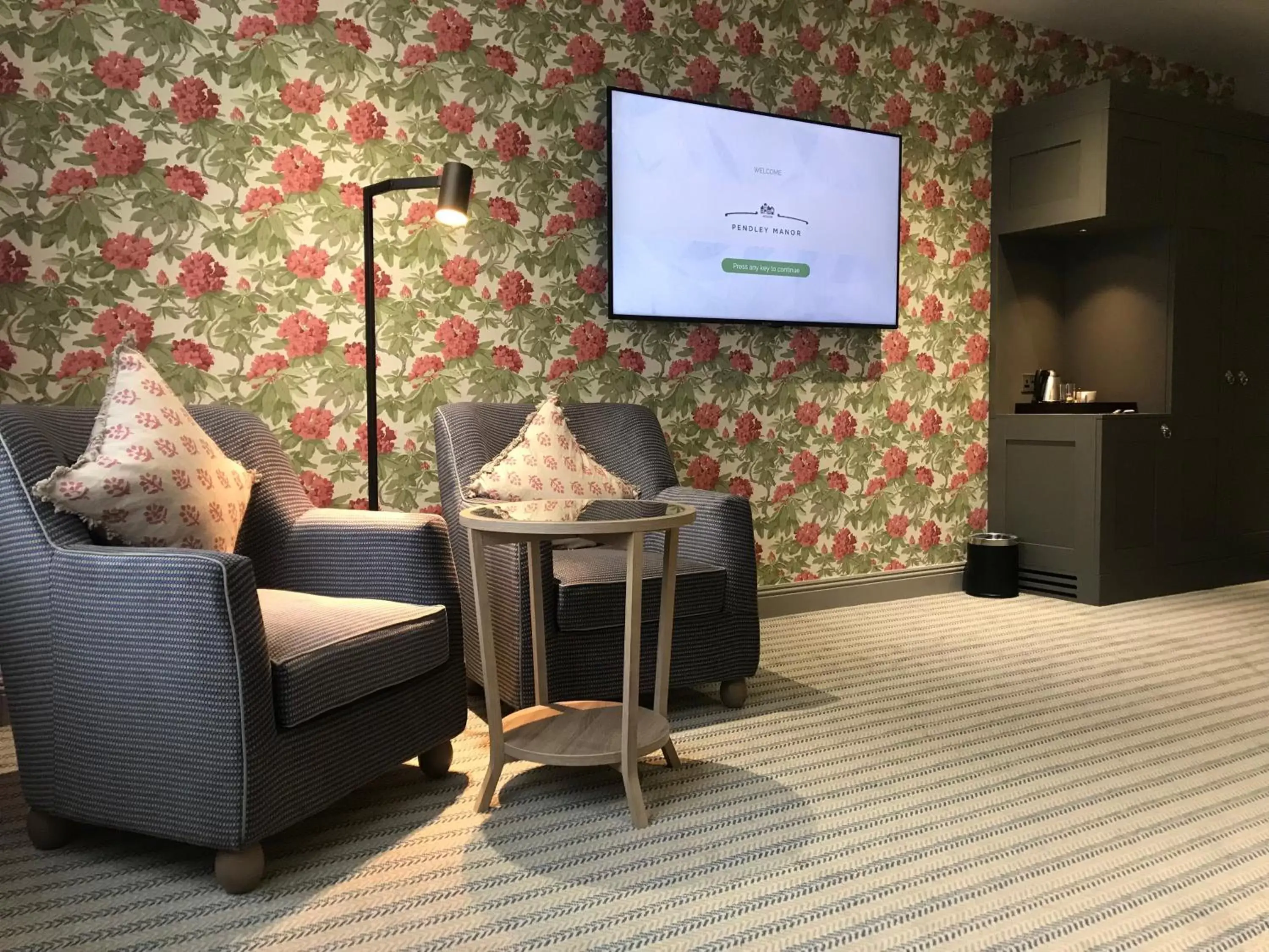 Junior Suite in Pendley Manor Junior Suite in Pendley Manor