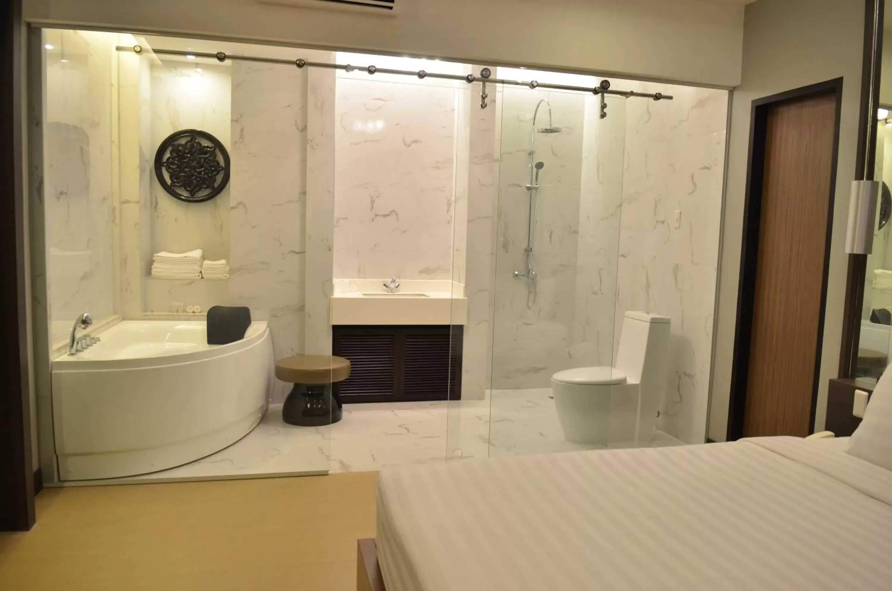 Executive Suite - No View in D'Hotel & Suites Executive Suite - No View in D'Hotel & Suites