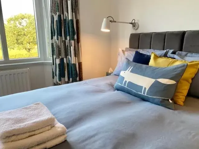 Double or Twin Room with View in 72 Ashley Road Double or Twin Room with View in 72 Ashley Road