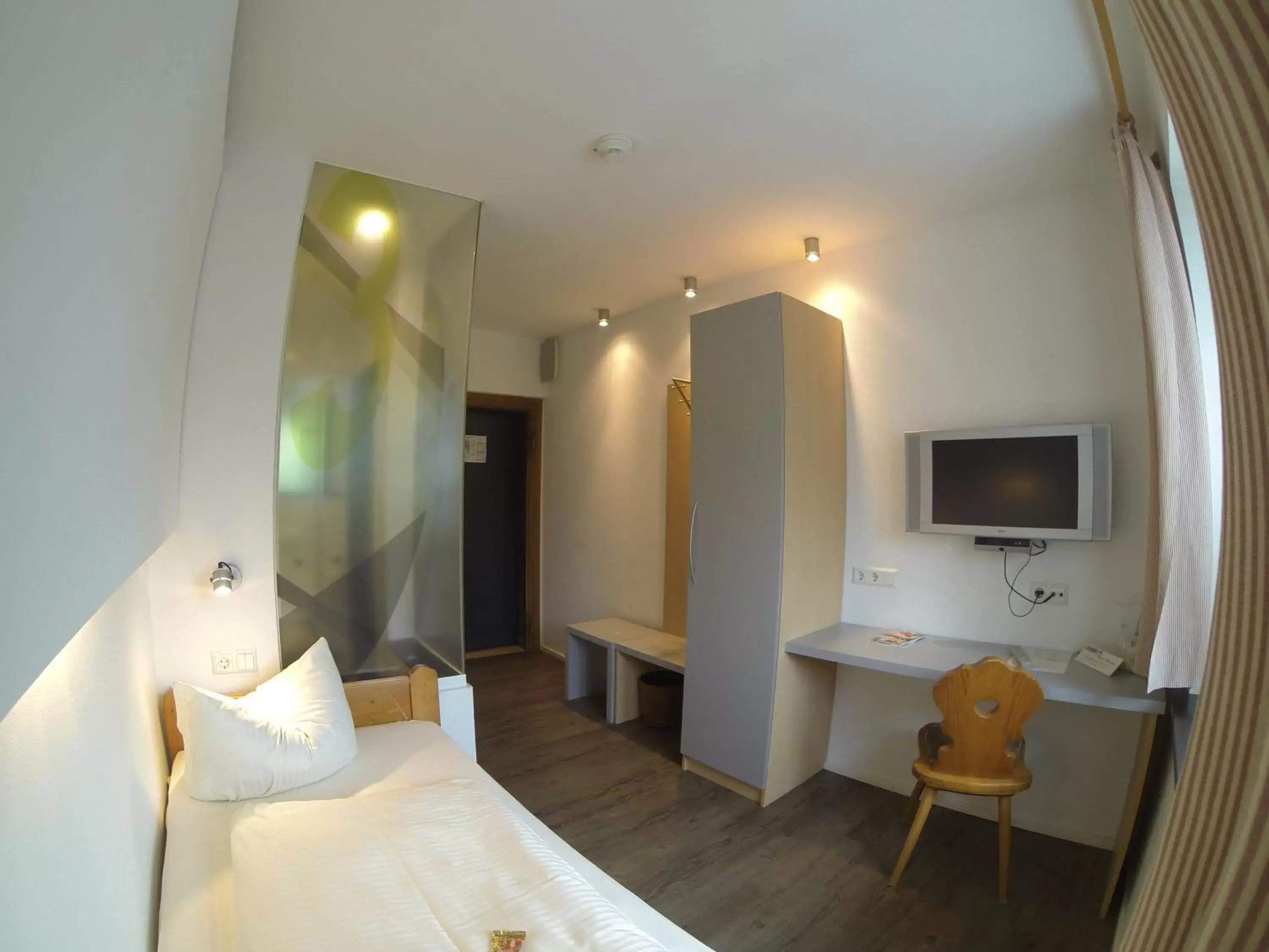 Standard Single Room in Hotel Landgasthof Koechlin Standard Single Room in Hotel Landgasthof Koechlin