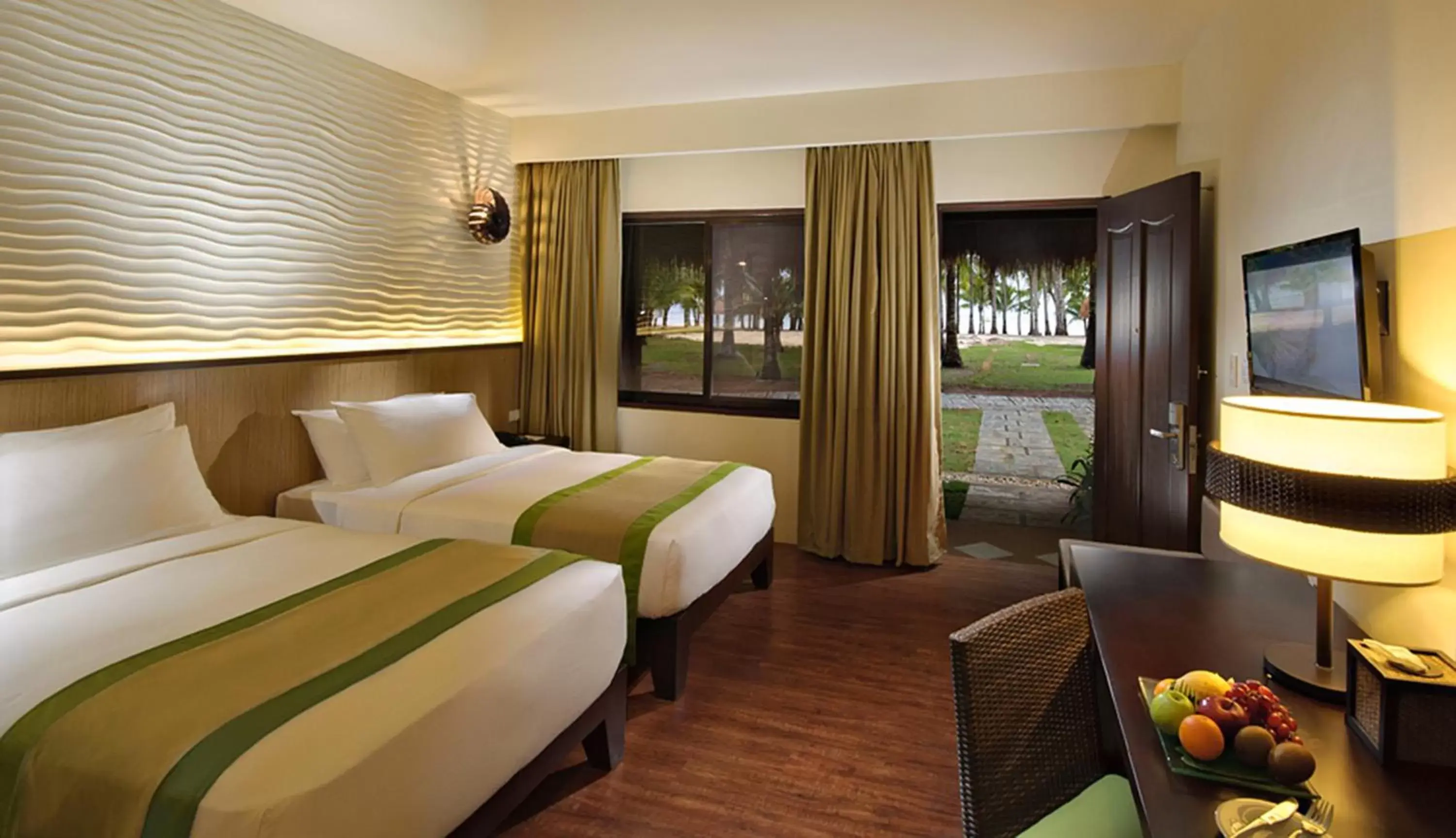 Deluxe Twin Room with Garden View in Oceanica Resort Panglao, Bohol Deluxe Twin Room with Garden View in Oceanica Resort Panglao, Bohol