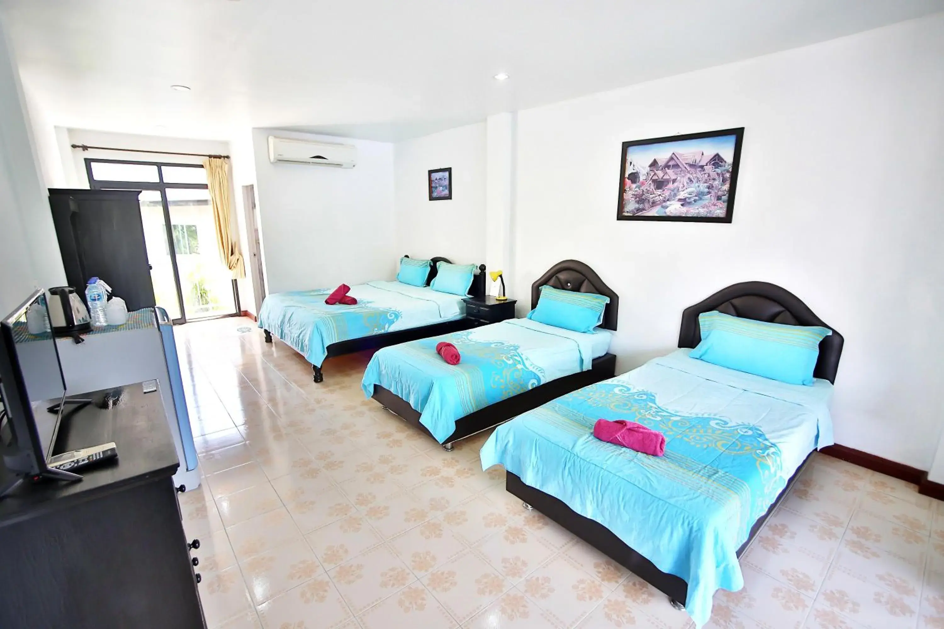 Family Room in Lotus Friendly Hotel Family Room in Lotus Friendly Hotel