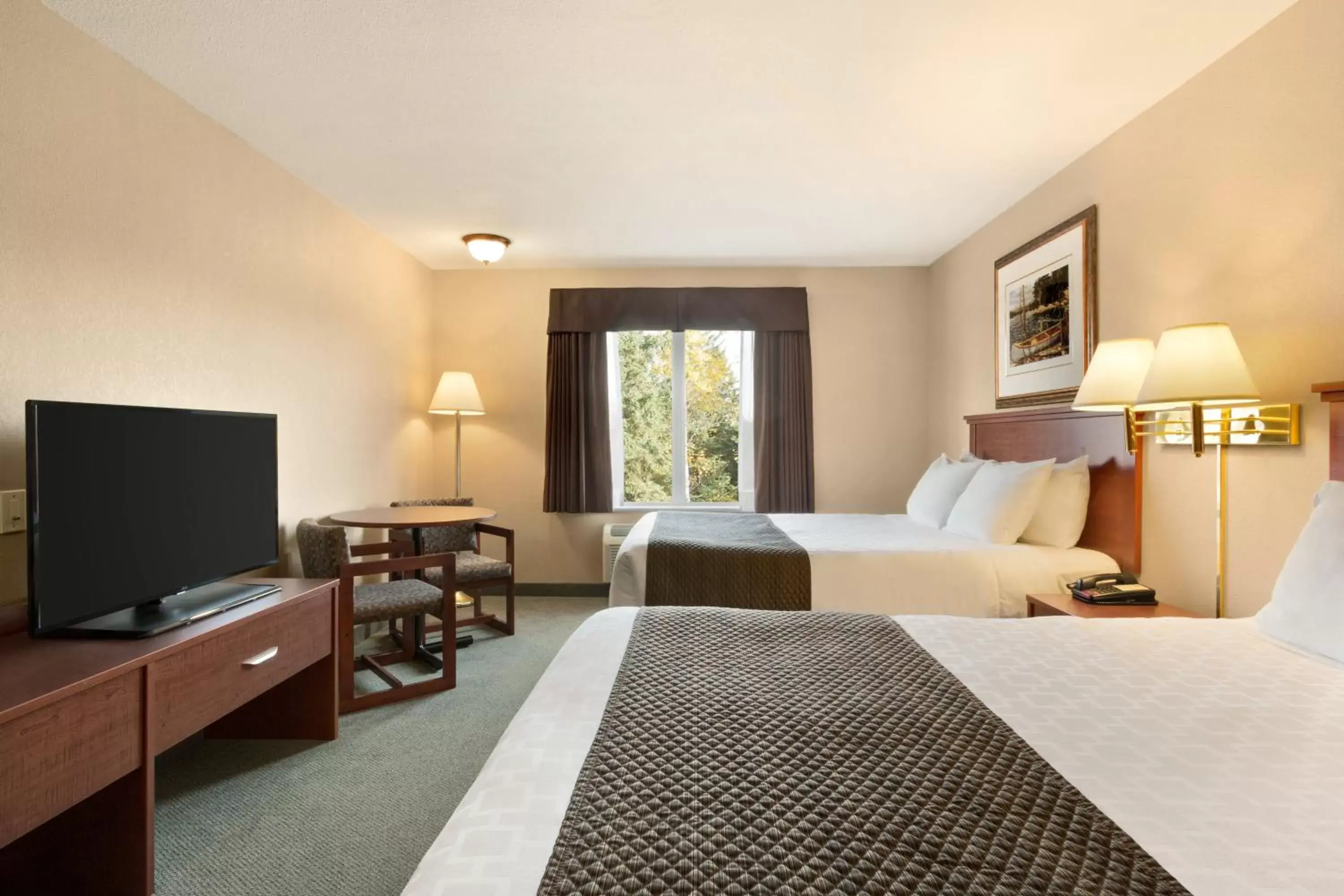 Queen Room with Two Queen Beds - Non-Smoking in Days Inn by Wyndham Thunder Bay North Queen Room with Two Queen Beds - Non-Smoking in Days Inn by Wyndham Thunder Bay North