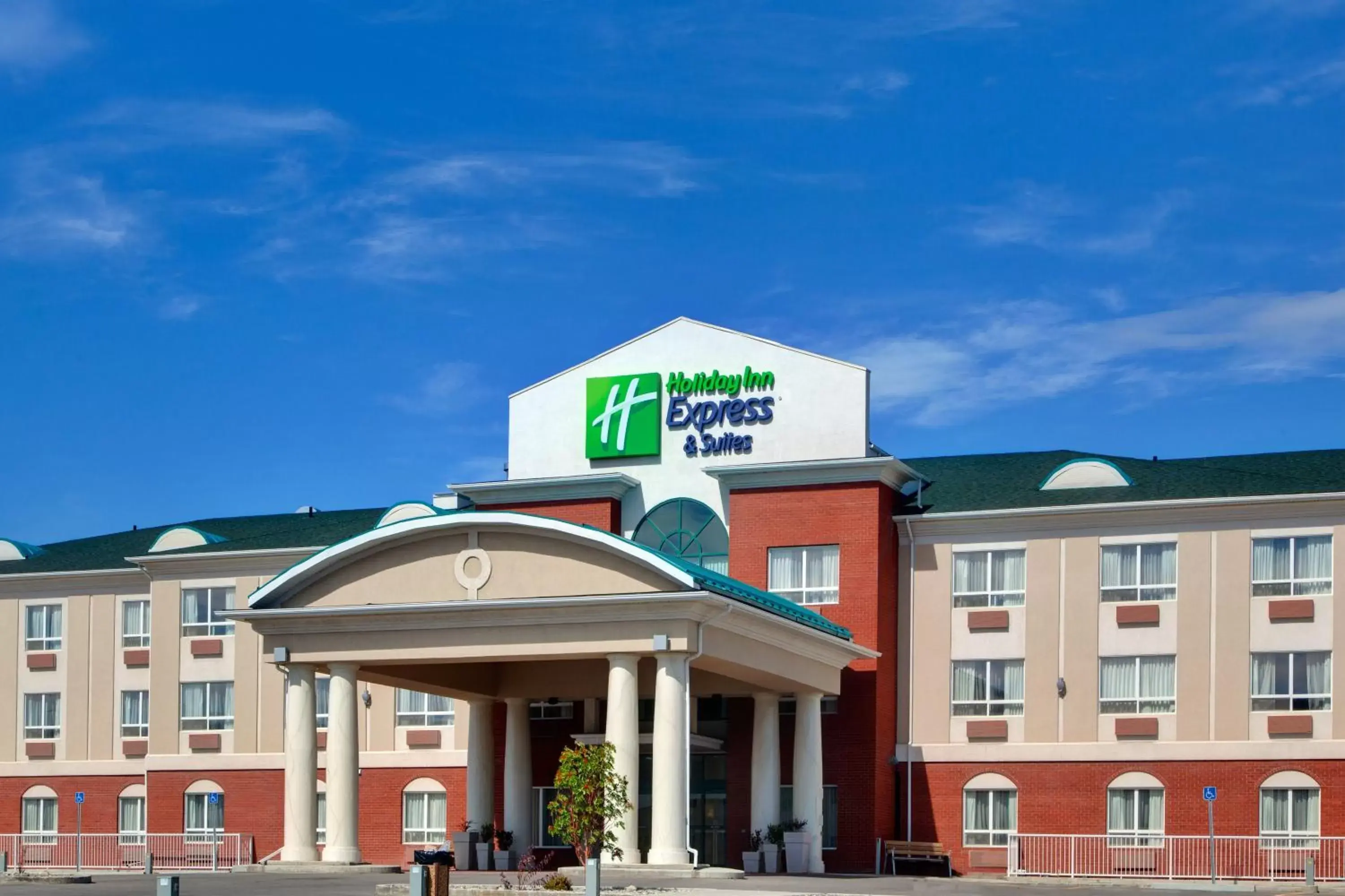 Holiday Inn Express Hotel & Suites-Hinton by IHG Holiday Inn Express Hotel & Suites-Hinton by IHG