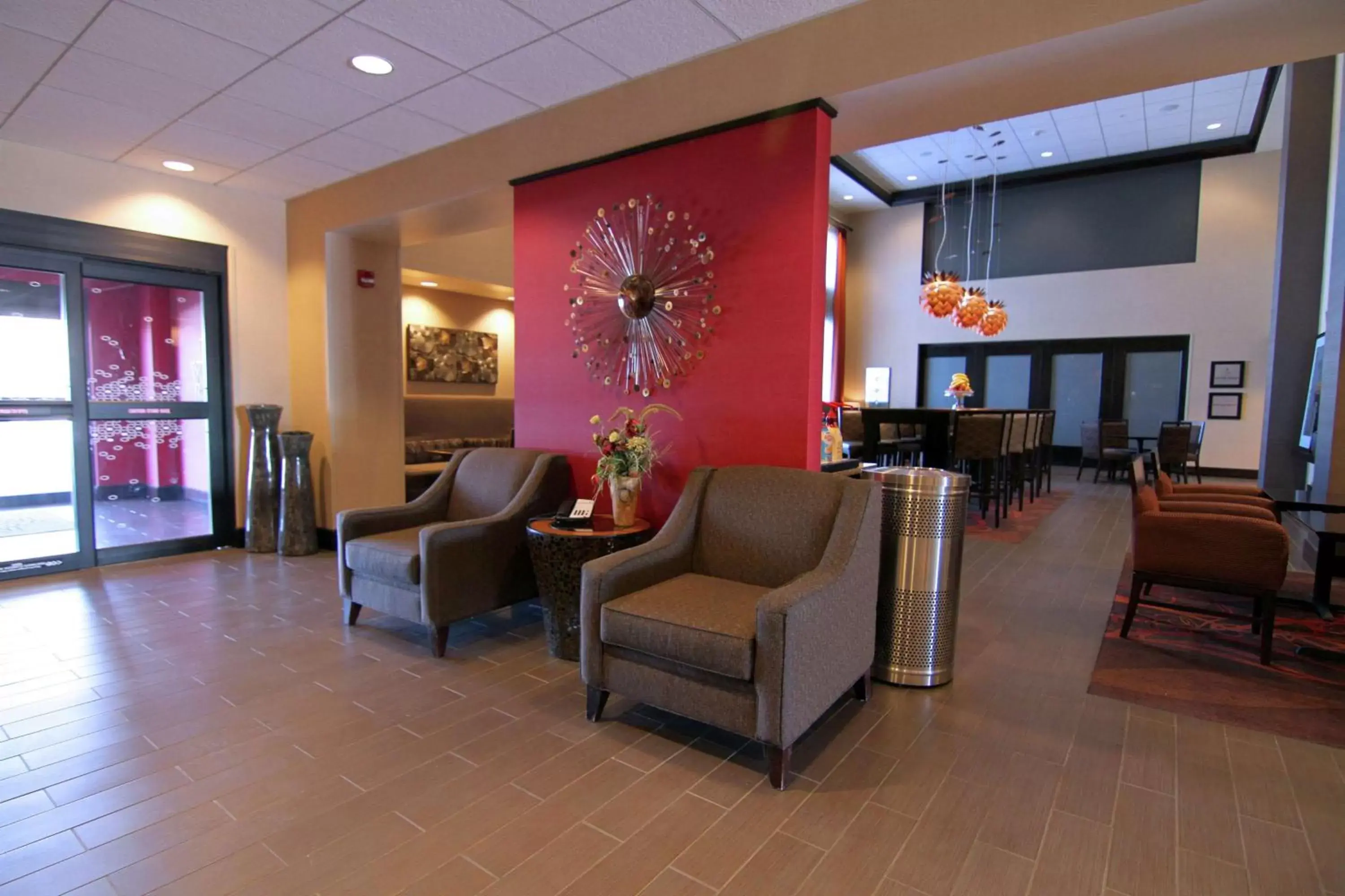 Hampton Inn & Suites Grand Forks Hampton Inn & Suites Grand Forks