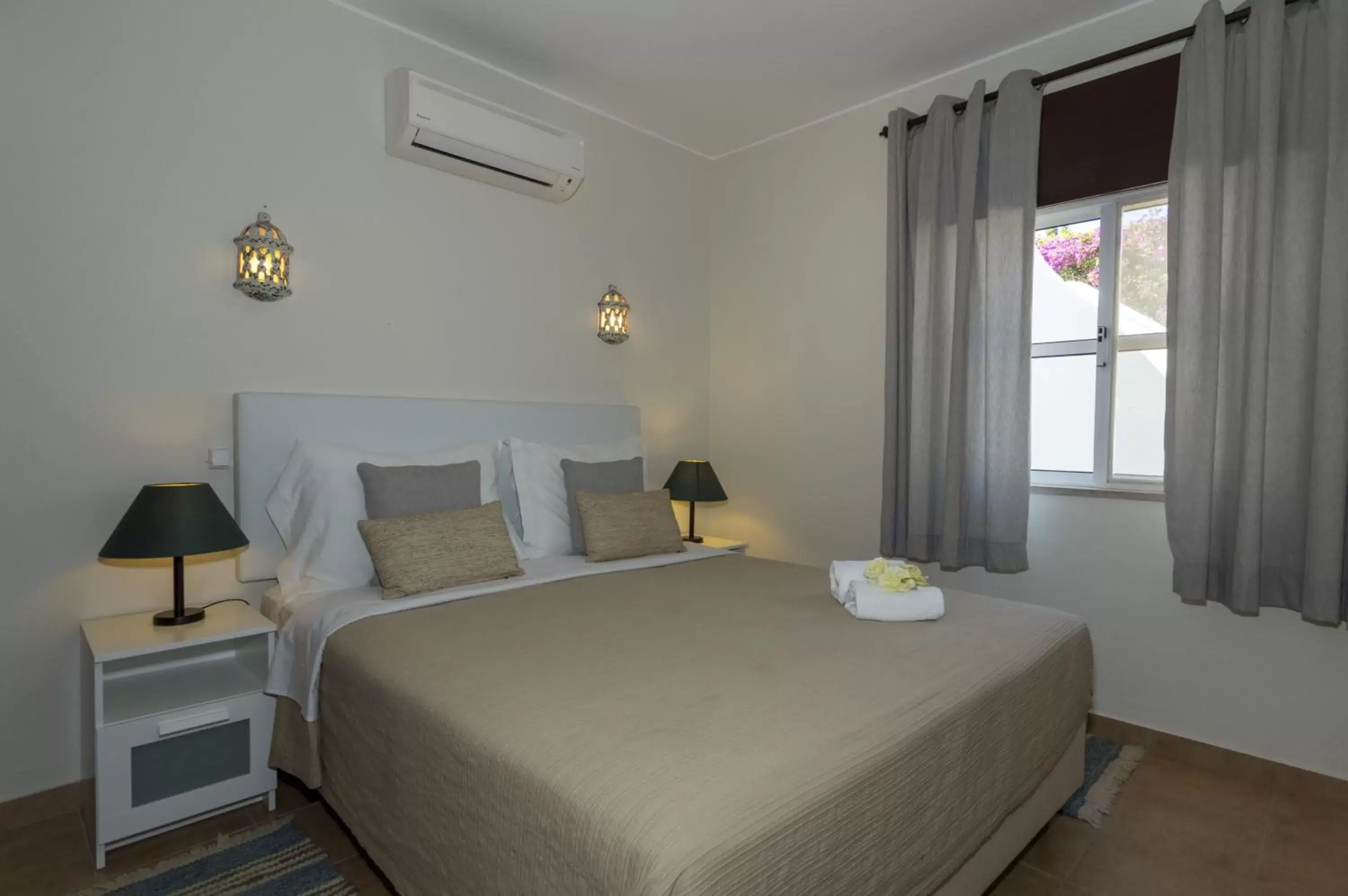 Two-Bedroom Apartment with Garden View in Rocha Brava Village Resort Two-Bedroom Apartment with Garden View in Rocha Brava Village Resort