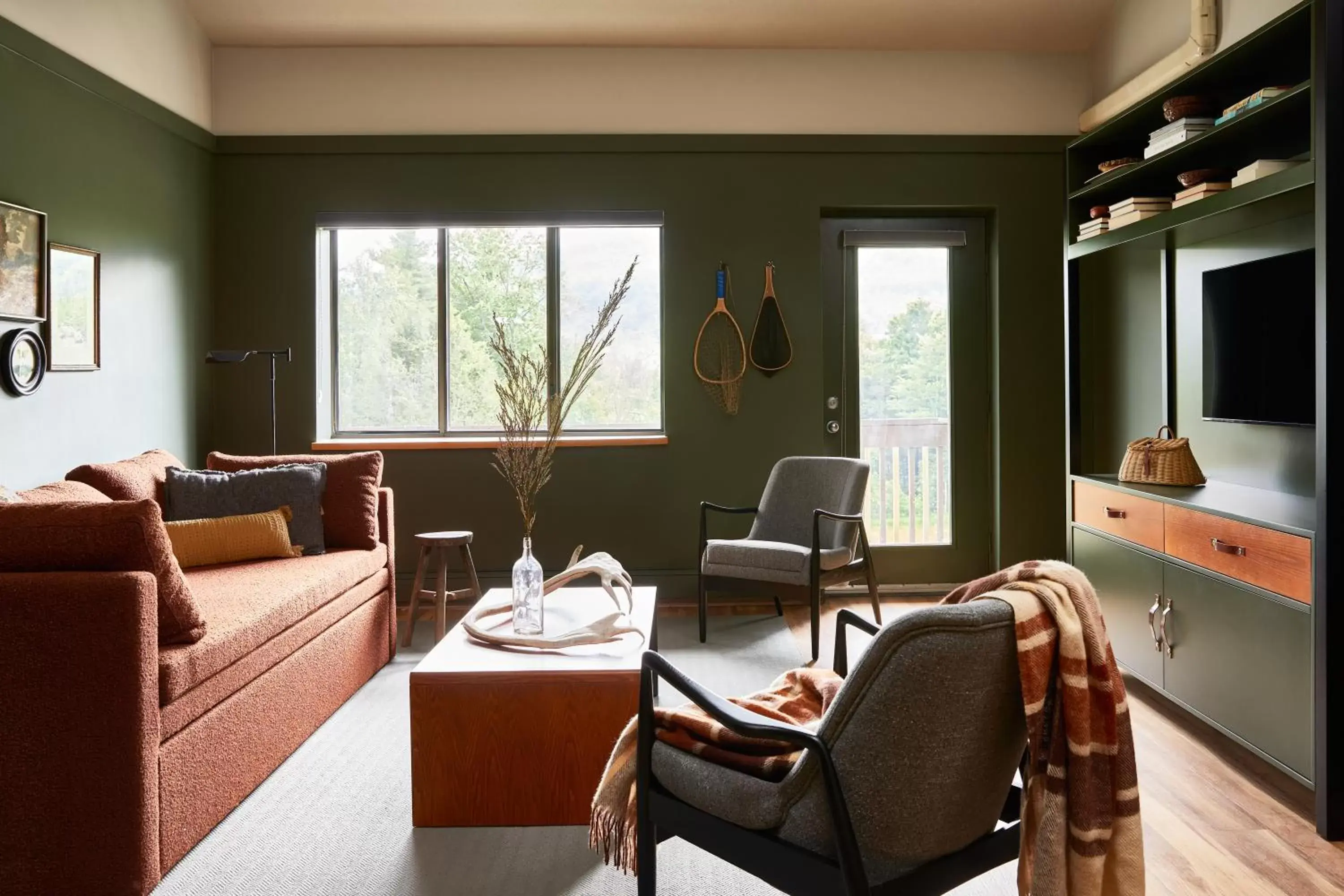 Double Queen Loft Suite in Hunter Lodge, a Bluebird by Lark Double Queen Loft Suite in Hunter Lodge, a Bluebird by Lark