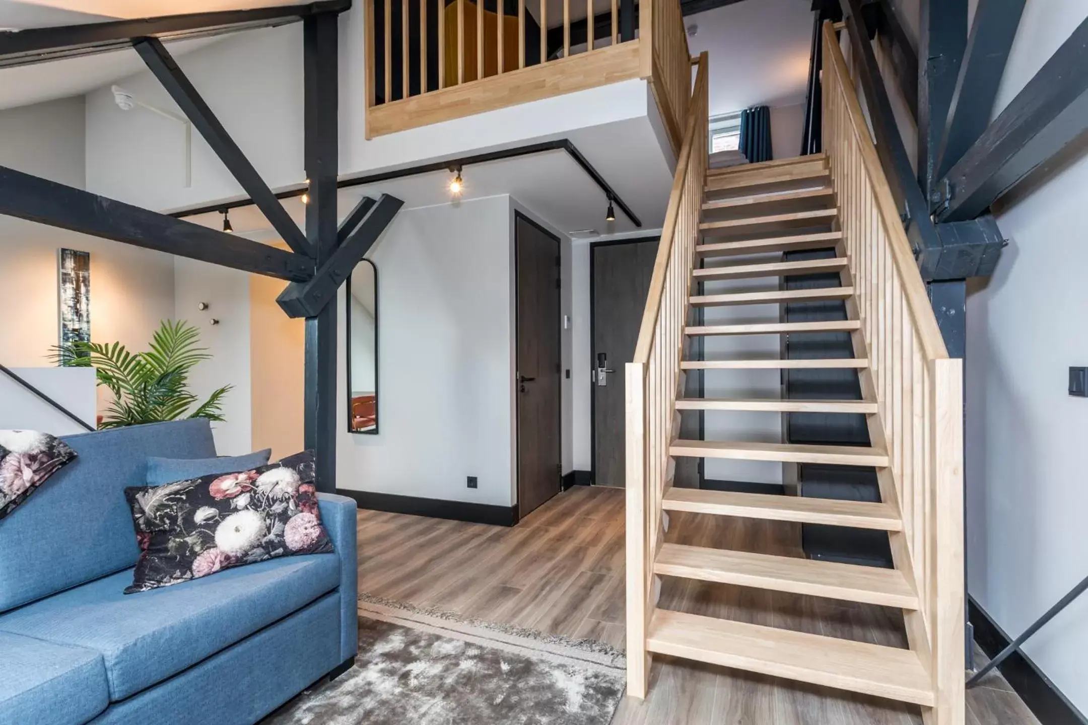 Junior Suite with Sofa Bed in MERICI Hotel Sittard Junior Suite with Sofa Bed in MERICI Hotel Sittard