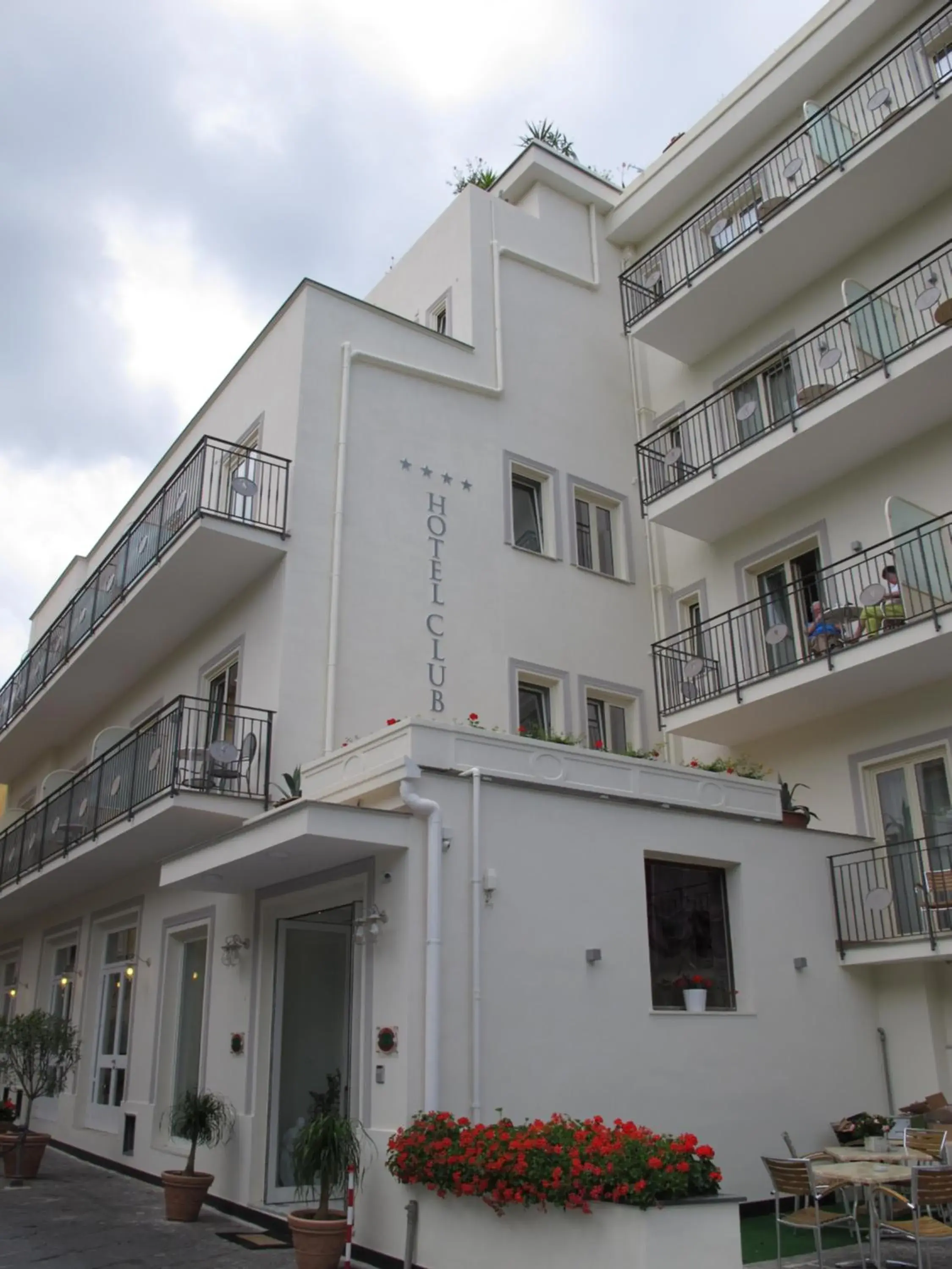 Comfort Triple Room in Hotel Club Comfort Triple Room in Hotel Club