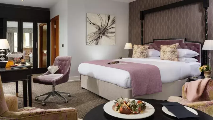 Deluxe Junior Suite in Castleknock Hotel Deluxe Junior Suite in Castleknock Hotel
