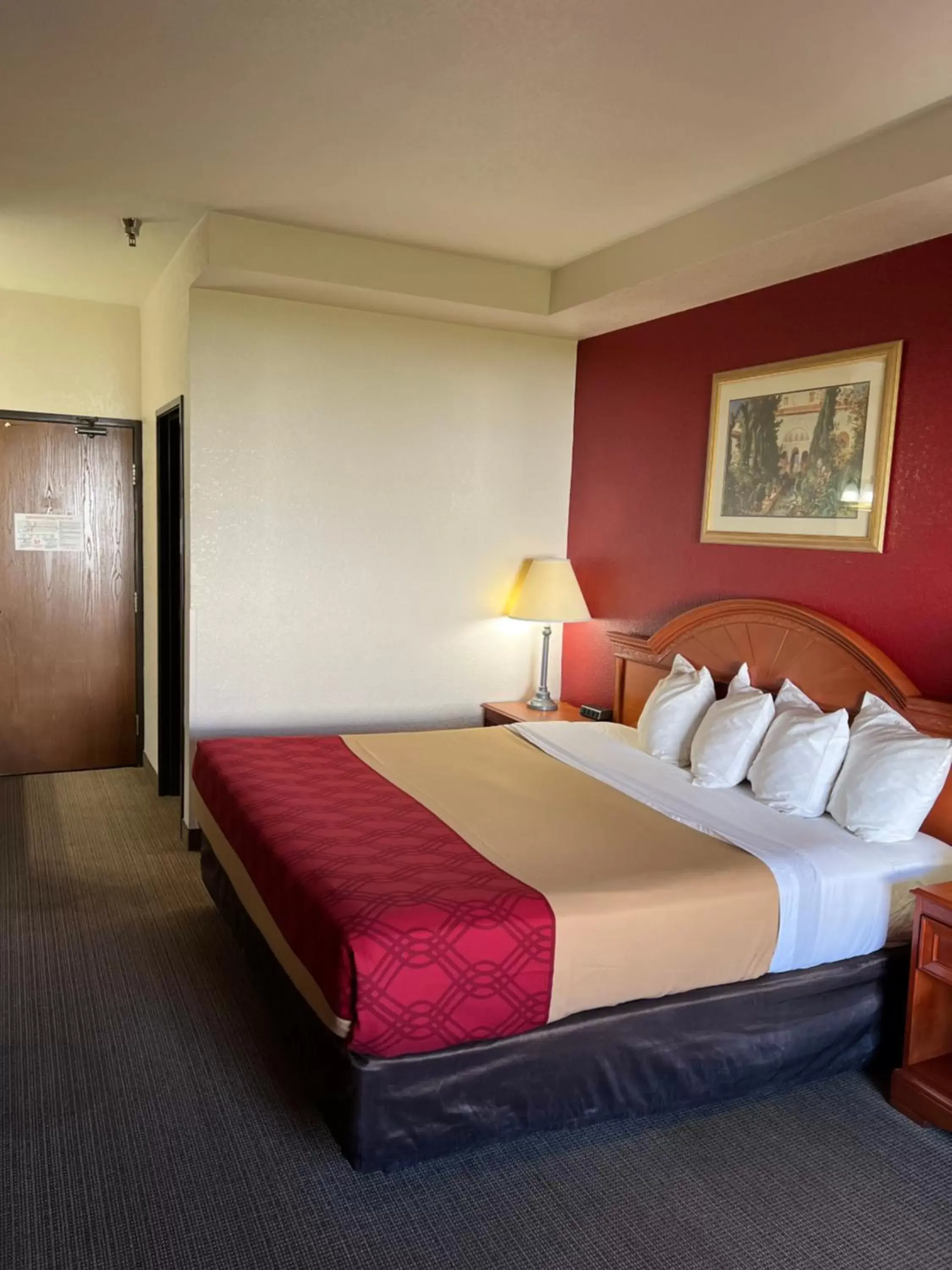 Efficiency King Suite - Non Smoking in Express Inn & suites Efficiency King Suite - Non Smoking in Express Inn & suites