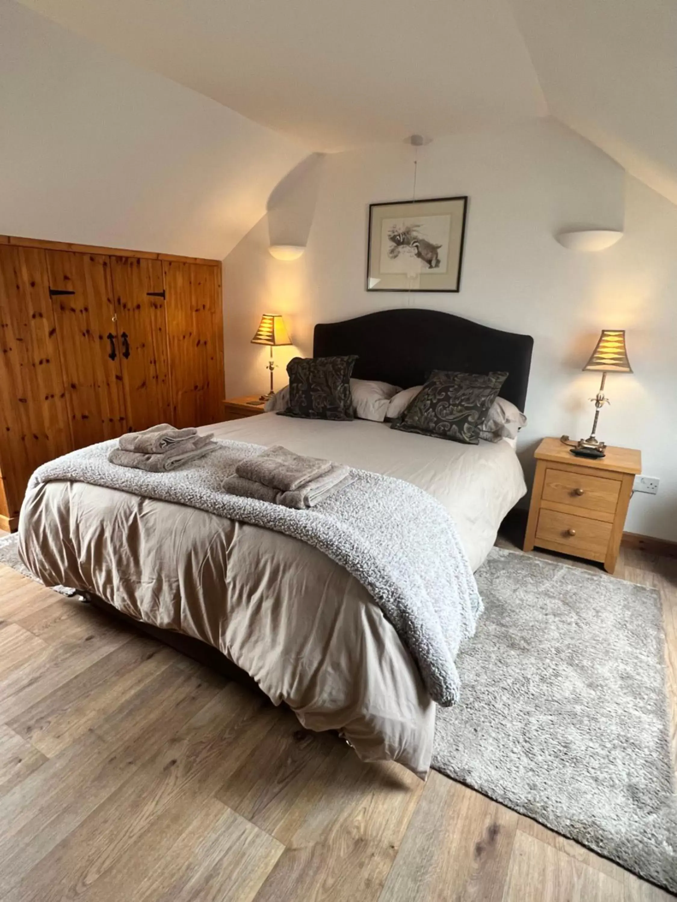 Large Double Room with Ensuite Bathroom in Beudy Bach Large Double Room with Ensuite Bathroom in Beudy Bach
