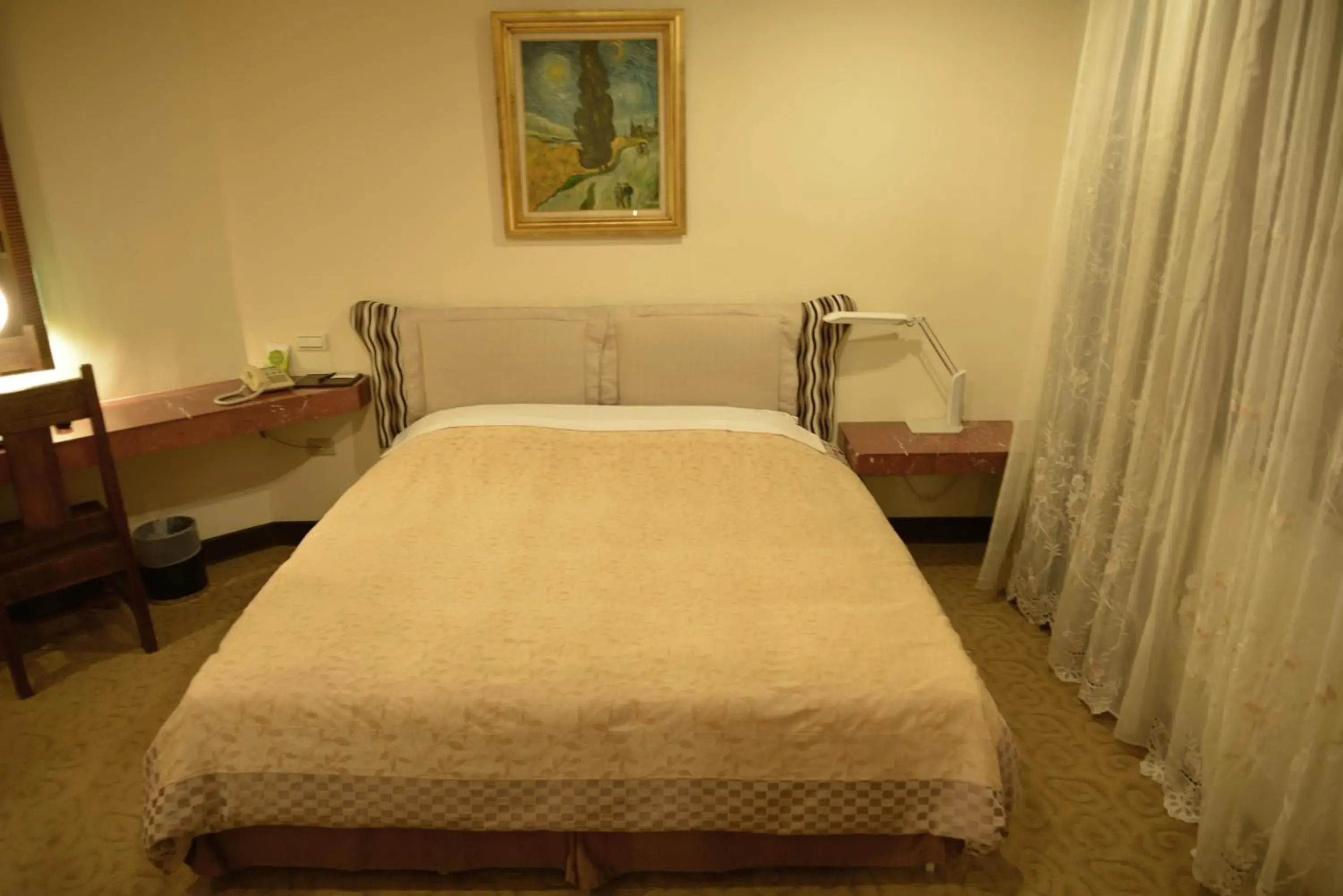 Double Room in Kingship Hotel Kaohsiung Inter Continental Double Room in Kingship Hotel Kaohsiung Inter Continental