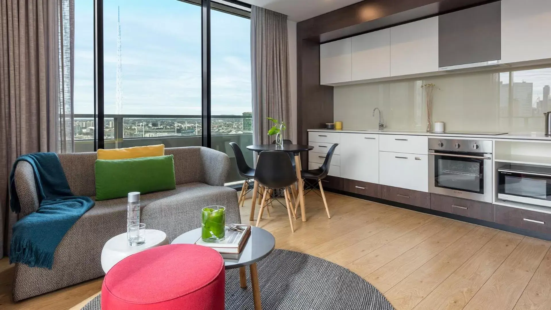 Two-Bedroom Apartment with View - No Housekeeping in Oaks Melbourne Southbank Suites Two-Bedroom Apartment with View - No Housekeeping in Oaks Melbourne Southbank Suites