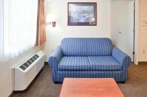 Studio Suite in Candlewood Suites Newport News-Yorktown by IHG Studio Suite in Candlewood Suites Newport News-Yorktown by IHG