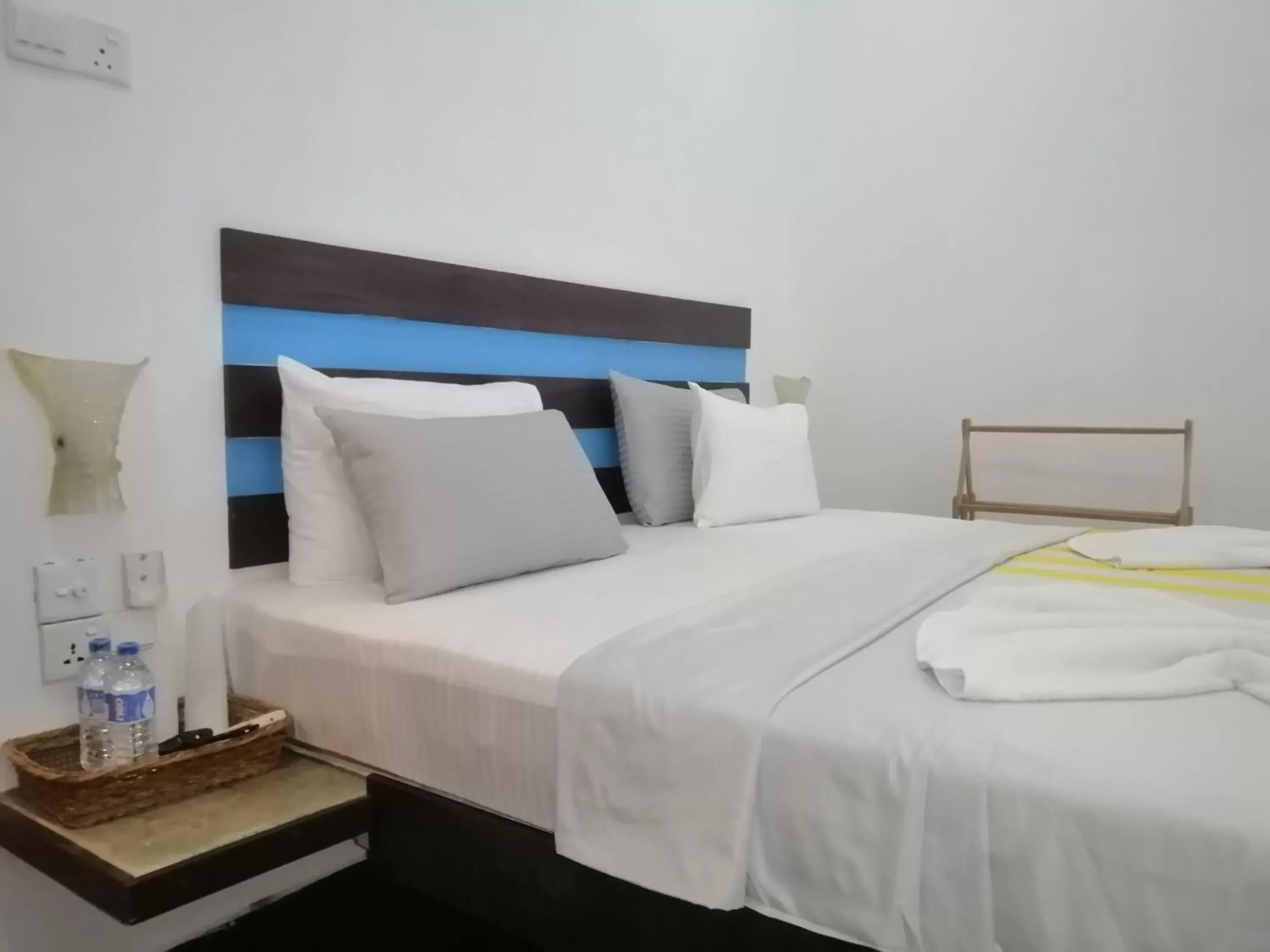 Double Room with Balcony in Le Petit Hotel & Restaurant Double Room with Balcony in Le Petit Hotel & Restaurant