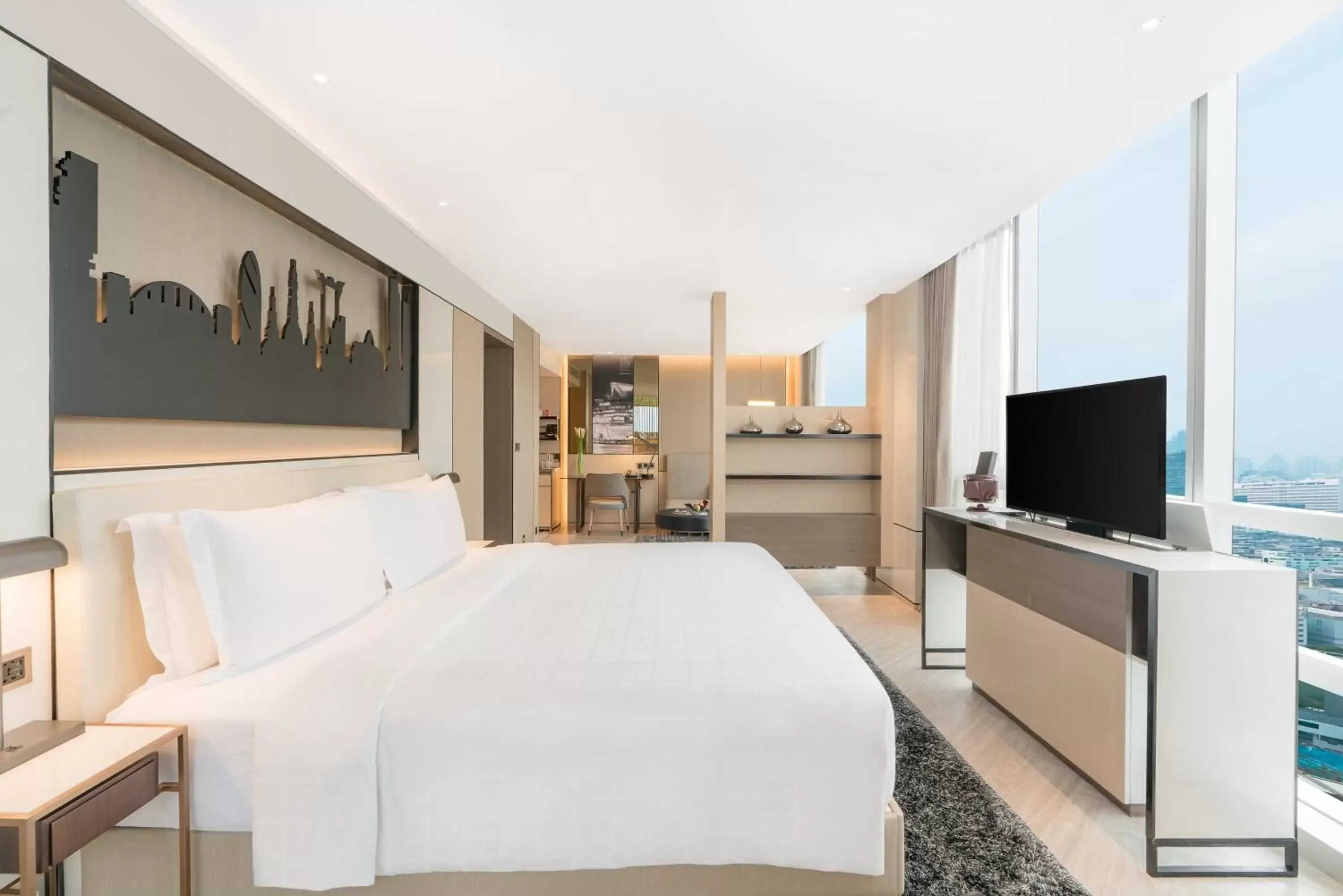 Pathumwan Terrace Suite - single occupancy in Pathumwan Princess Hotel - SHA Extra Plus Certified Pathumwan Terrace Suite - single occupancy in Pathumwan Princess Hotel - SHA Extra Plus Certified