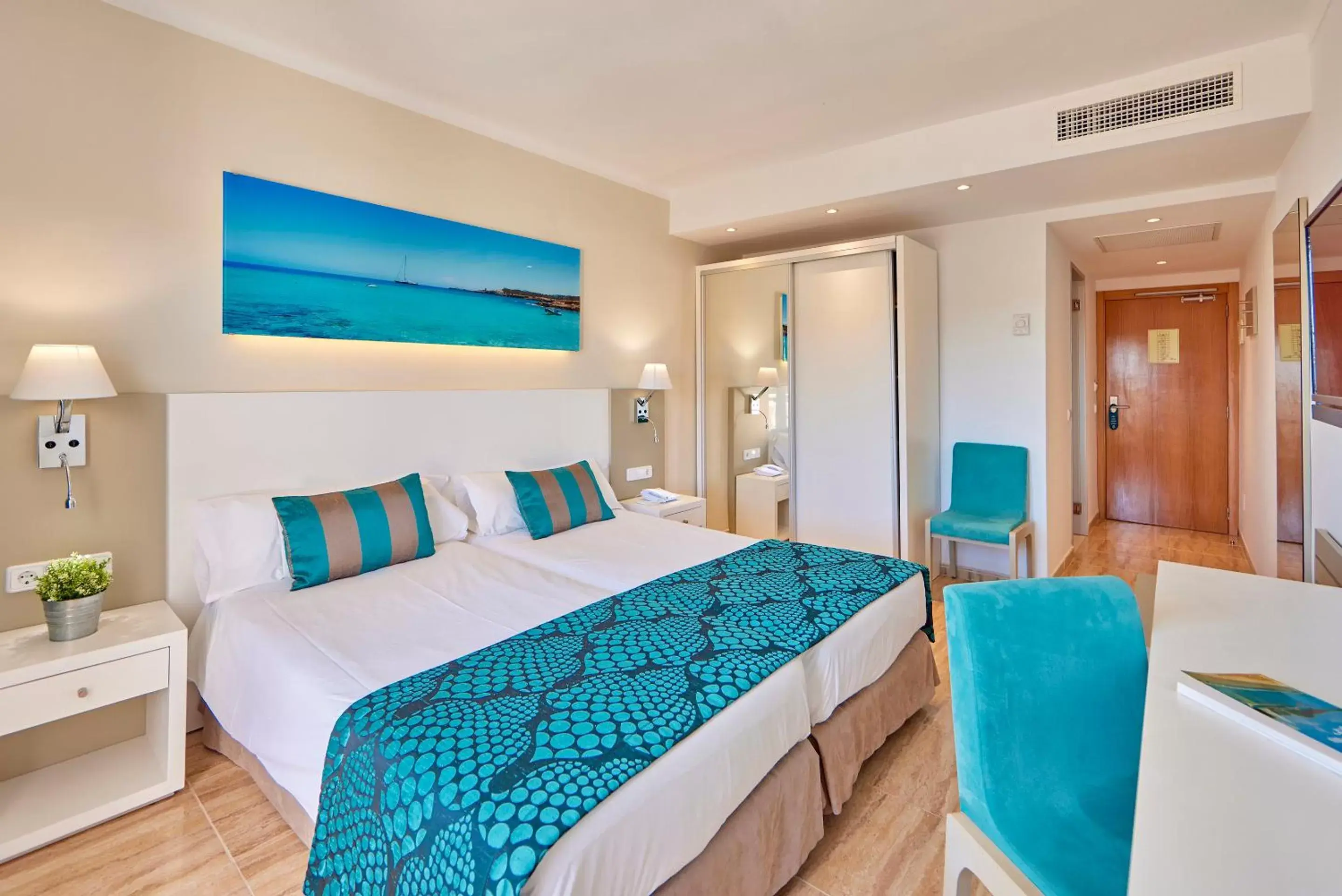 Twin Room with Balcony (2 Adults + 1 Child) in Universal Hotel Lido Park & Spa Twin Room with Balcony (2 Adults + 1 Child) in Universal Hotel Lido Park & Spa