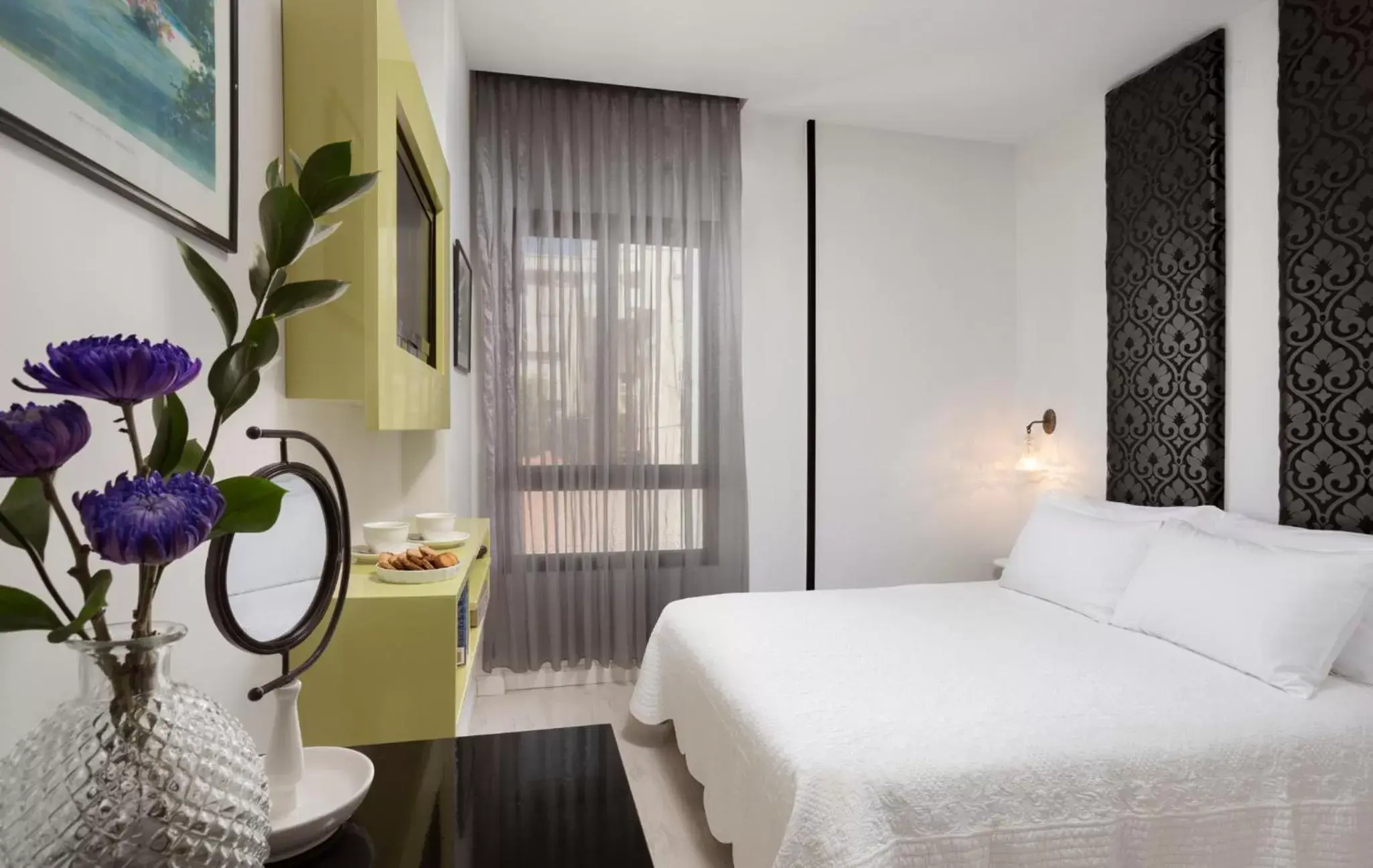 Small Single Room in Shtarkman Erna Boutique Hotel Nahariya Small Single Room in Shtarkman Erna Boutique Hotel Nahariya