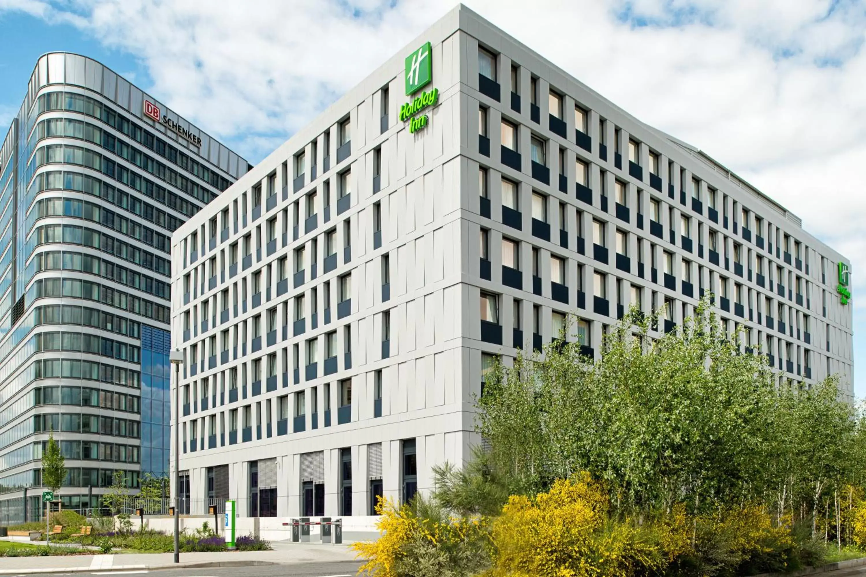Holiday Inn Frankfurt Airport by IHG Holiday Inn Frankfurt Airport by IHG