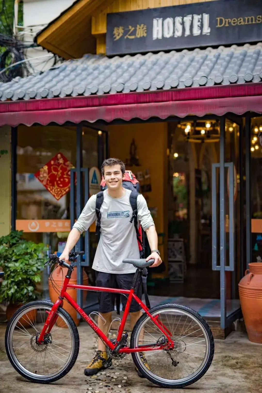 Biking in Chengdu Dreams Travel International Youth Hostel Biking in Chengdu Dreams Travel International Youth Hostel