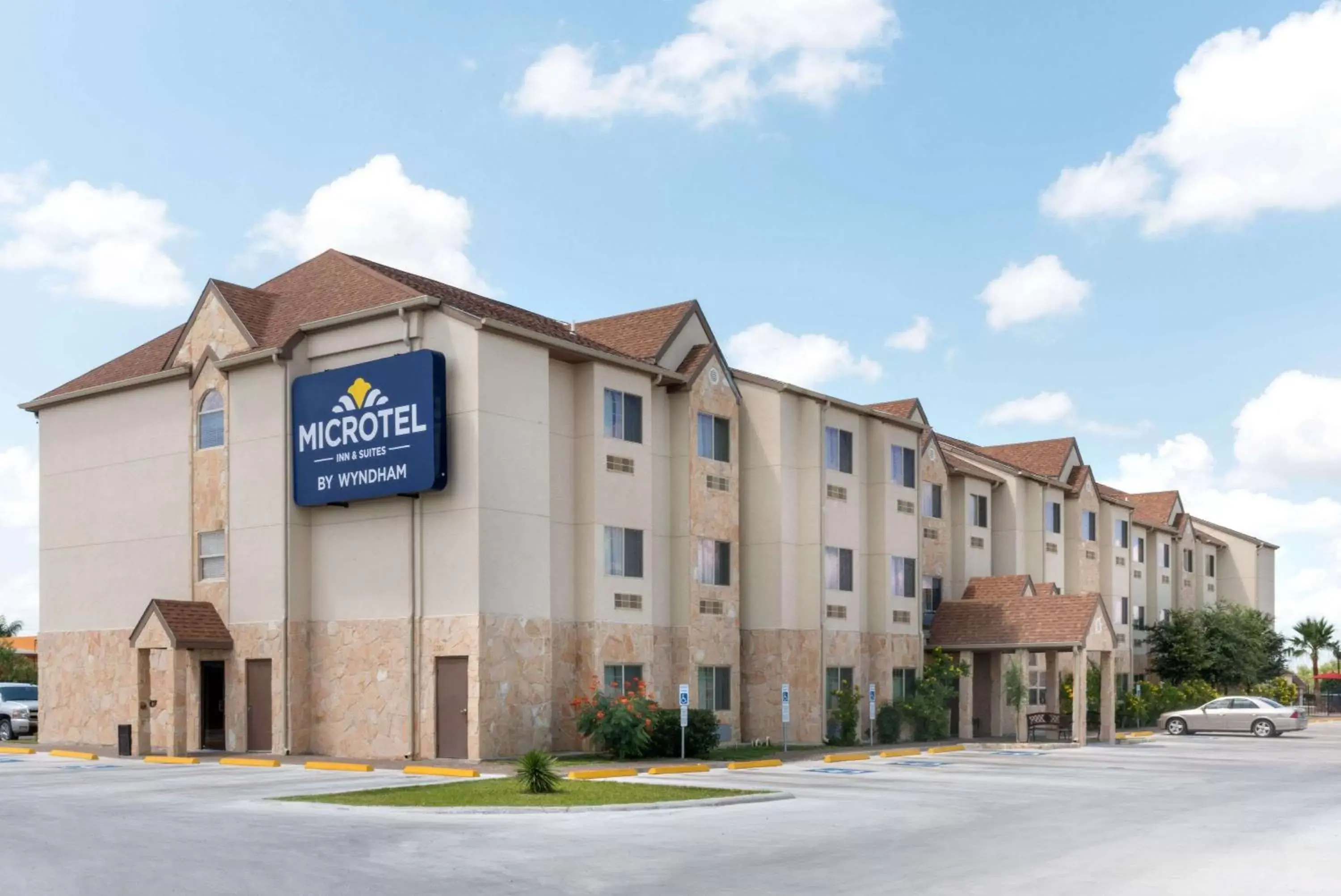 Property building in Microtel Inn and Suites Eagle Pass Property building in Microtel Inn and Suites Eagle Pass
