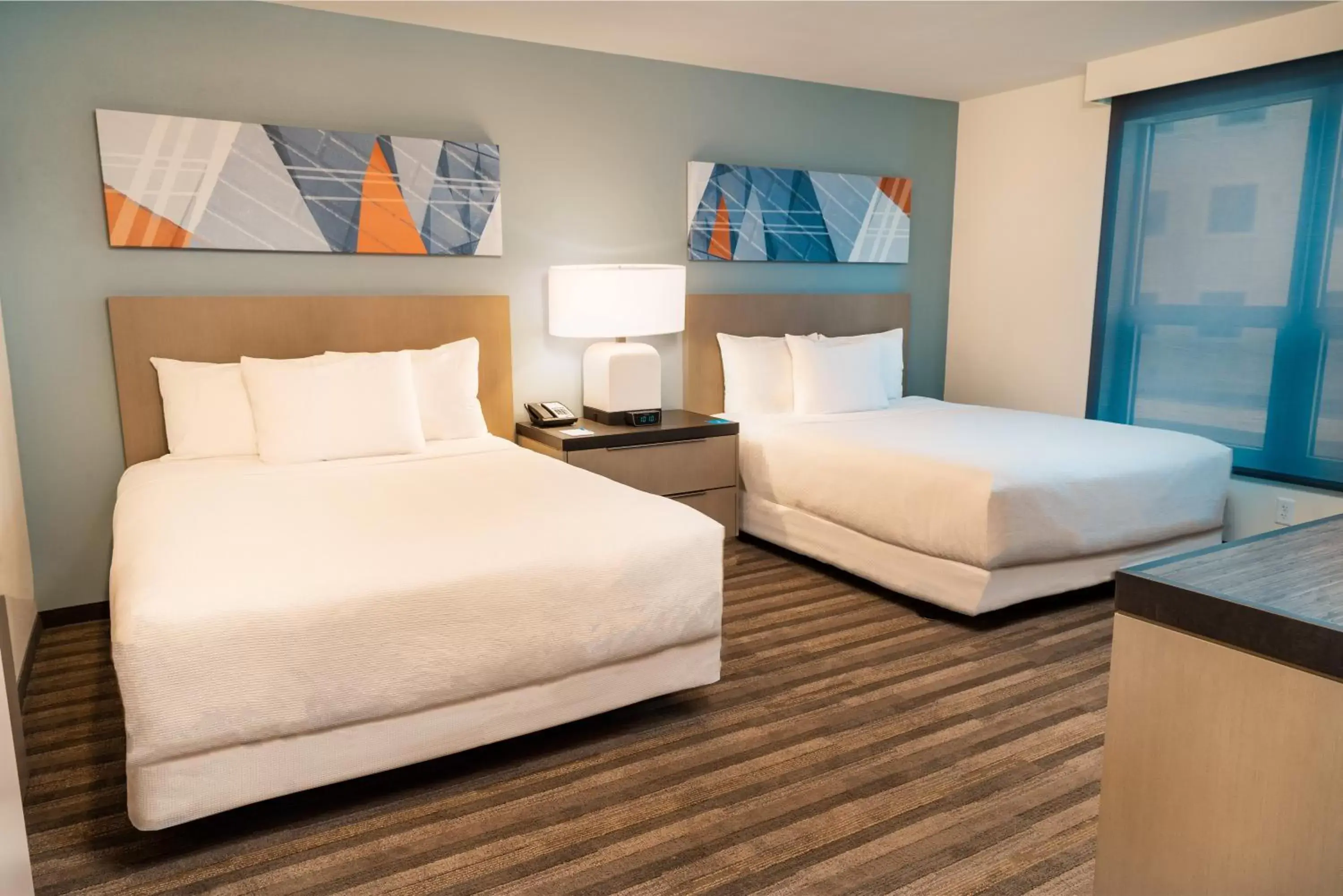 One-Bedroom Suite with Two Queen Beds with Sofa Bed, Kitchen and Tub - Disability Access in Hyatt House Nashville/Franklin/Cool Springs One-Bedroom Suite with Two Queen Beds with Sofa Bed, Kitchen and Tub - Disability Access in Hyatt House Nashville/Franklin/Cool Springs
