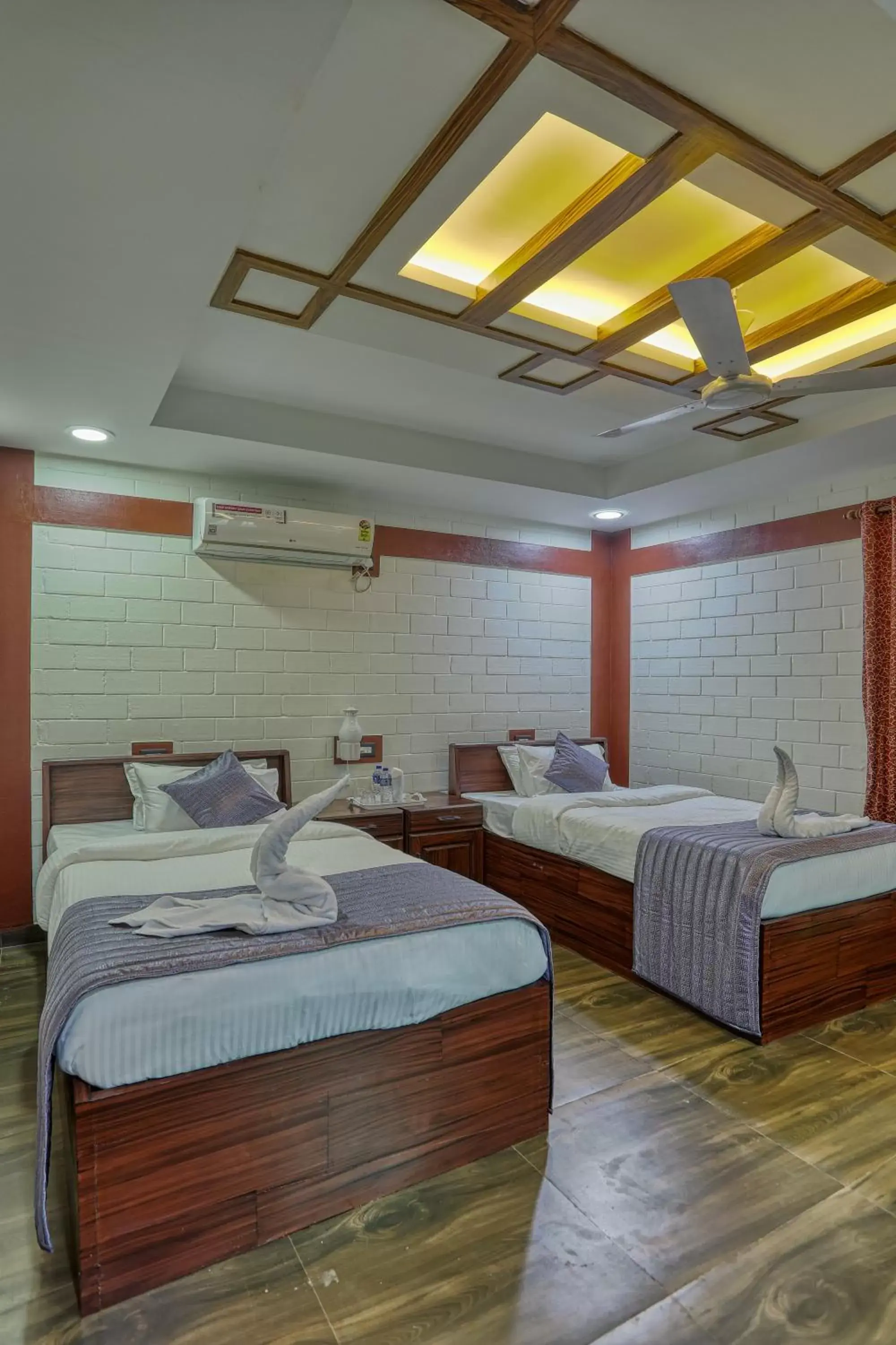 Superior Twin Room in LEISURE VALLEY BEACH RESORT Superior Twin Room in LEISURE VALLEY BEACH RESORT