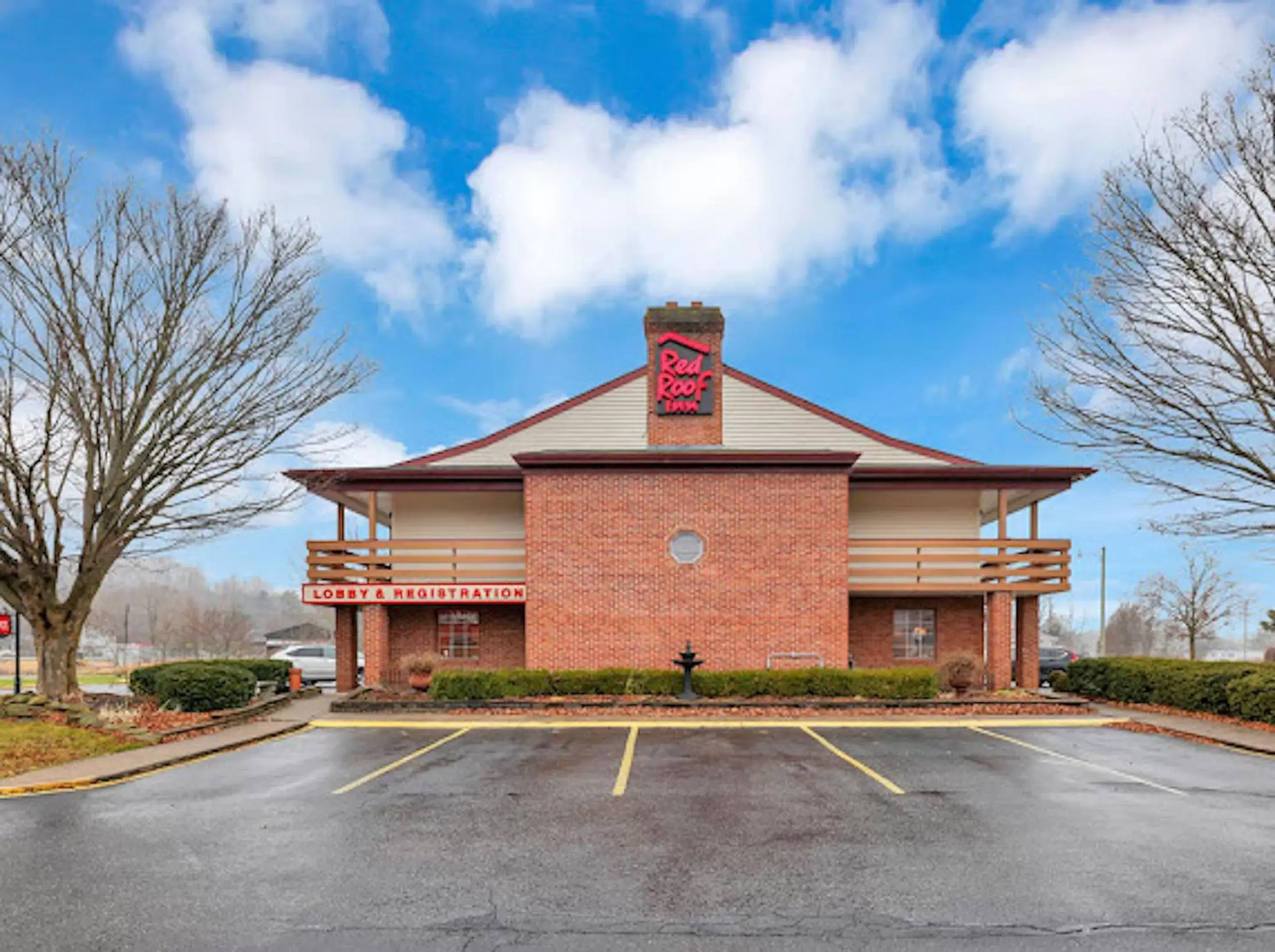 Red Roof Inn Uhrichsville Red Roof Inn Uhrichsville