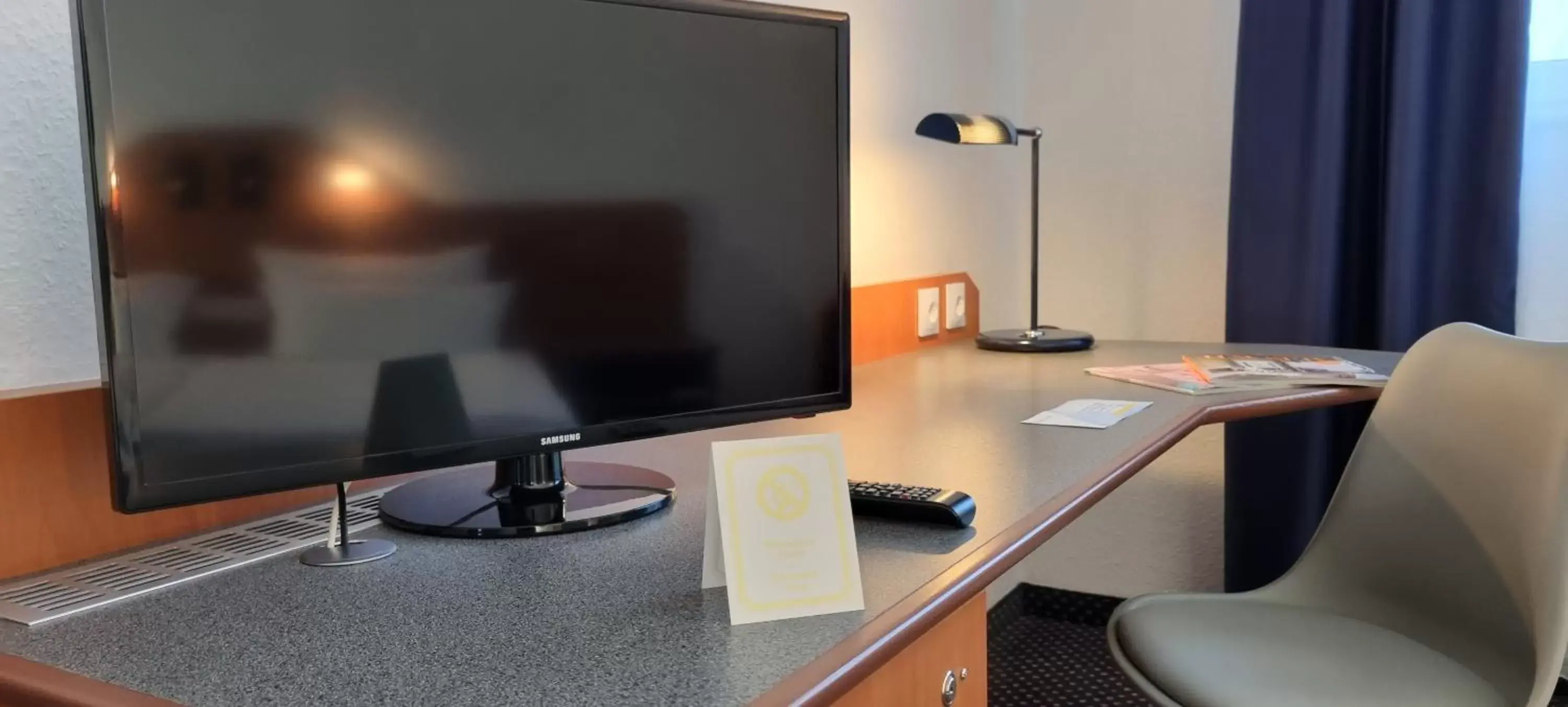 Large Double Room - single occupancy in eXo Square Heidelberg/Schwetzingen - by SuperFly Hotels Large Double Room - single occupancy in eXo Square Heidelberg/Schwetzingen - by SuperFly Hotels