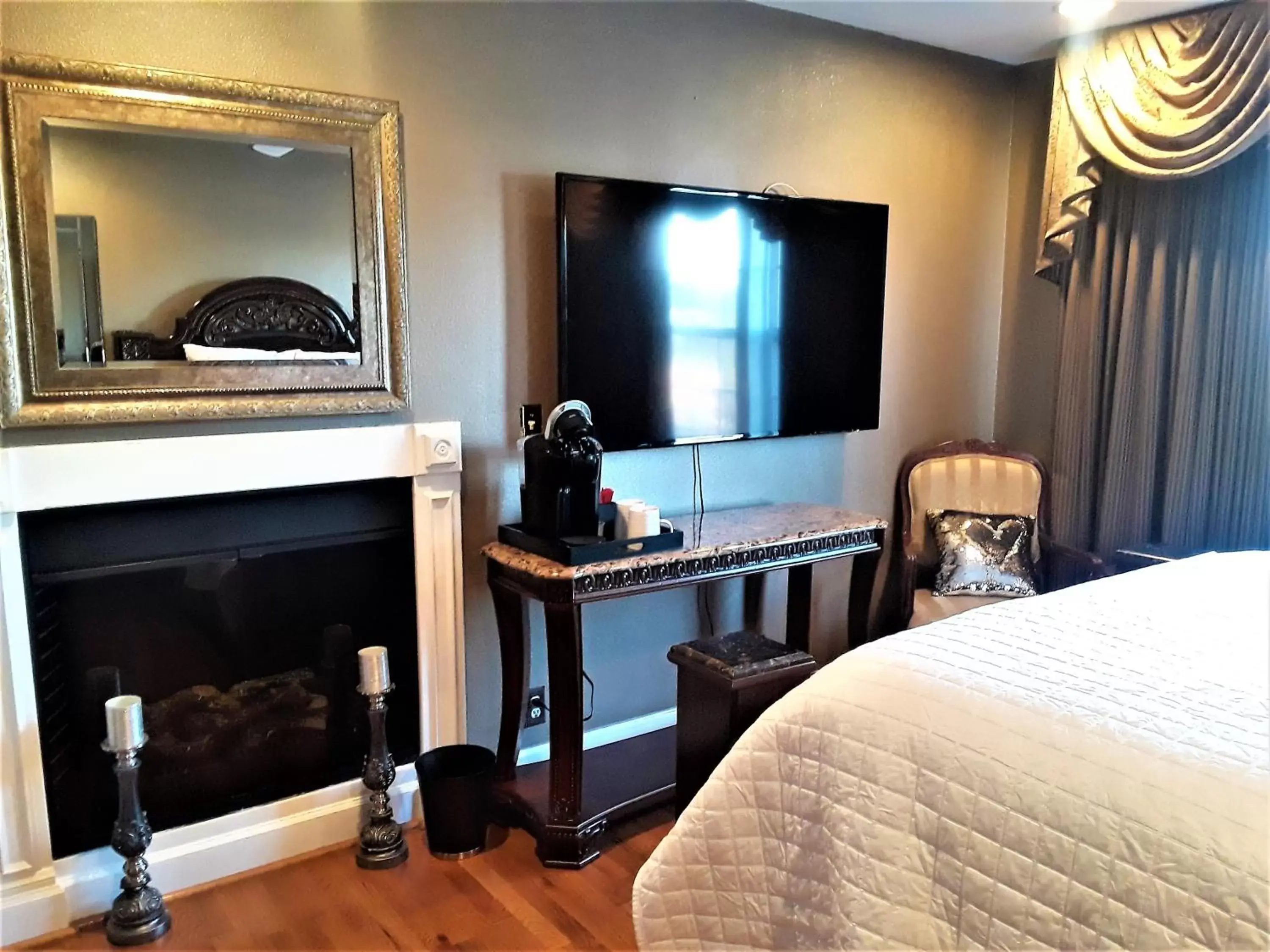 Standard Queen Room in Secret Place Standard Queen Room in Secret Place