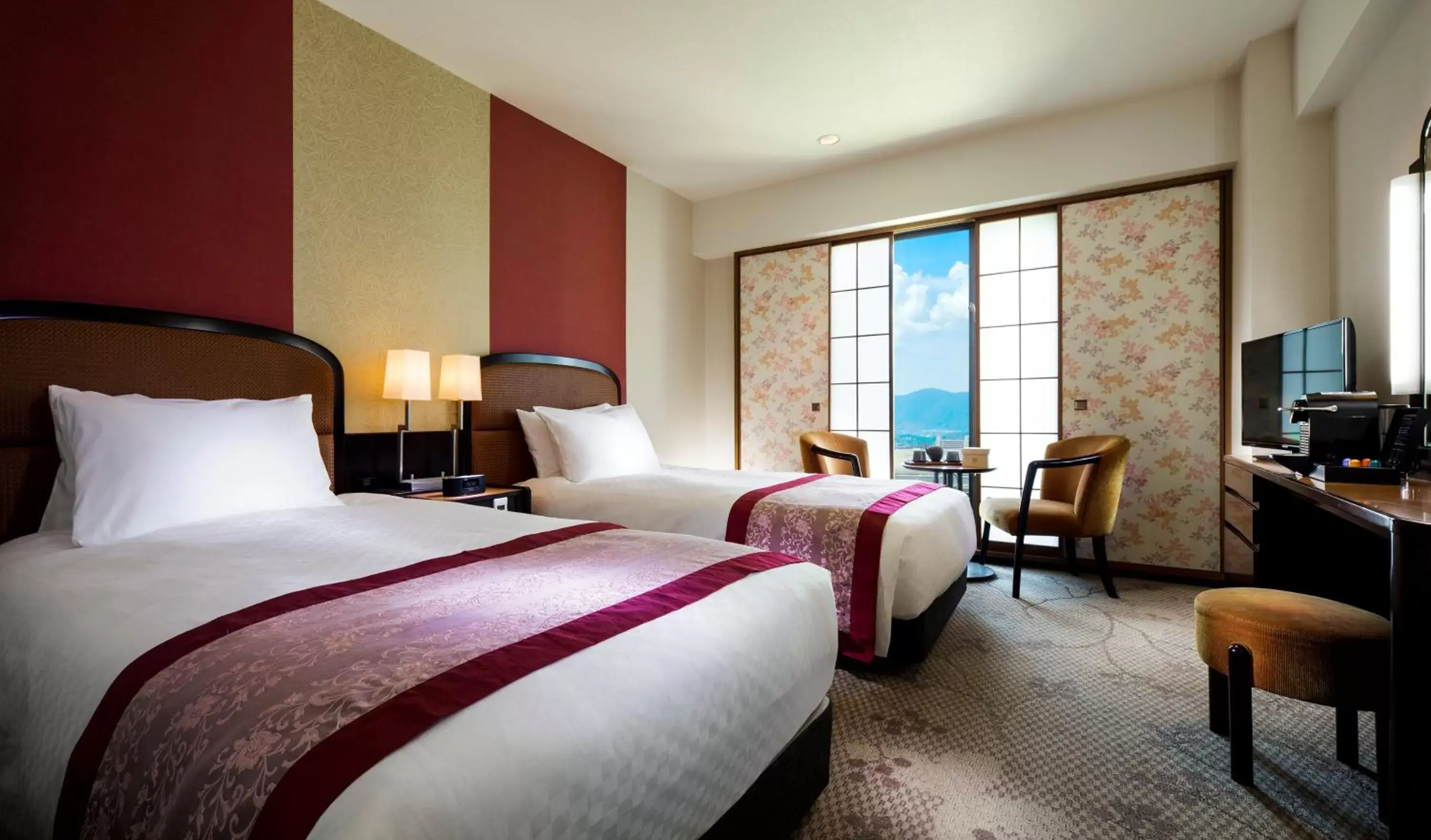 Standard Twin Room - Kyoto Style Floor - Non-Smoking (8th Floor) in RIHGA Royal Hotel Kyoto Standard Twin Room - Kyoto Style Floor - Non-Smoking (8th Floor) in RIHGA Royal Hotel Kyoto