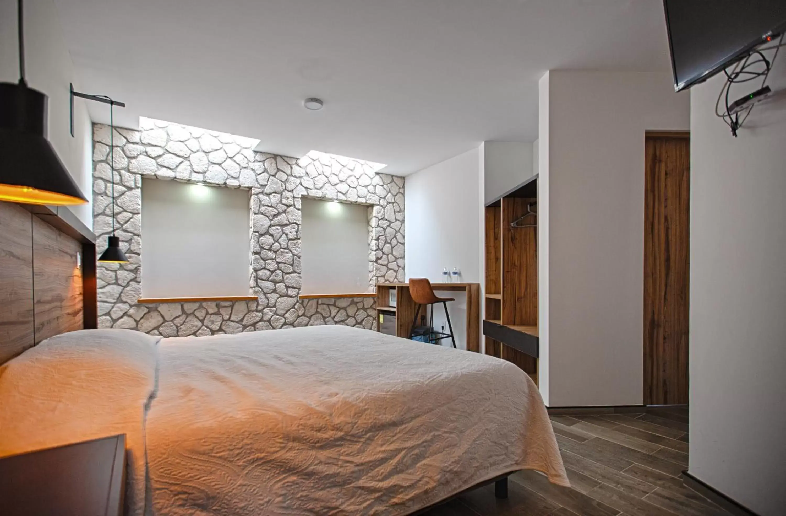 Deluxe Double Room in Hotel la Cuesta Toscana Deluxe Double Room in Hotel la Cuesta Toscana