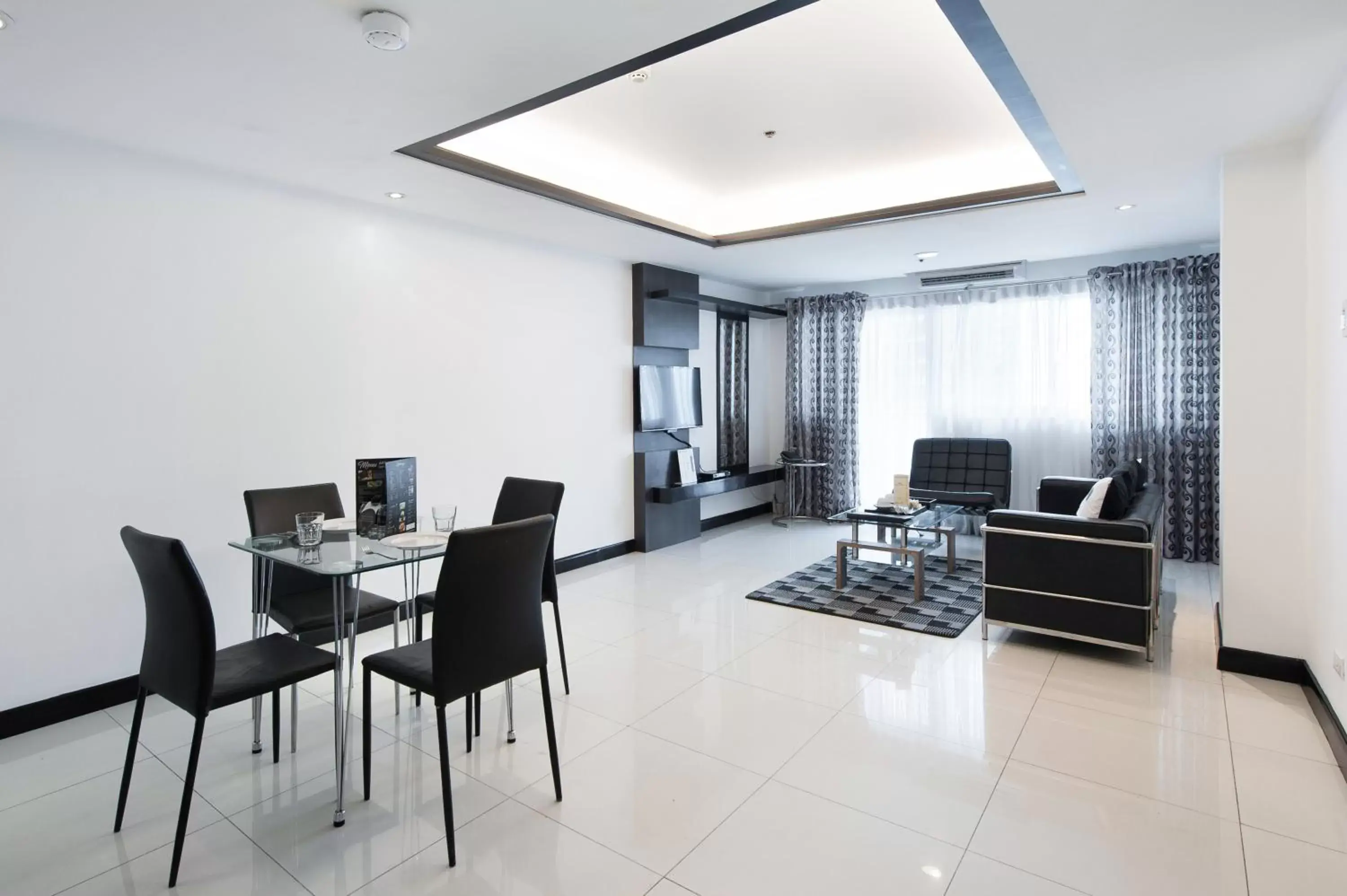 Two-Bedroom Premier in Y2 Residence Hotel Managed by HII Two-Bedroom Premier in Y2 Residence Hotel Managed by HII