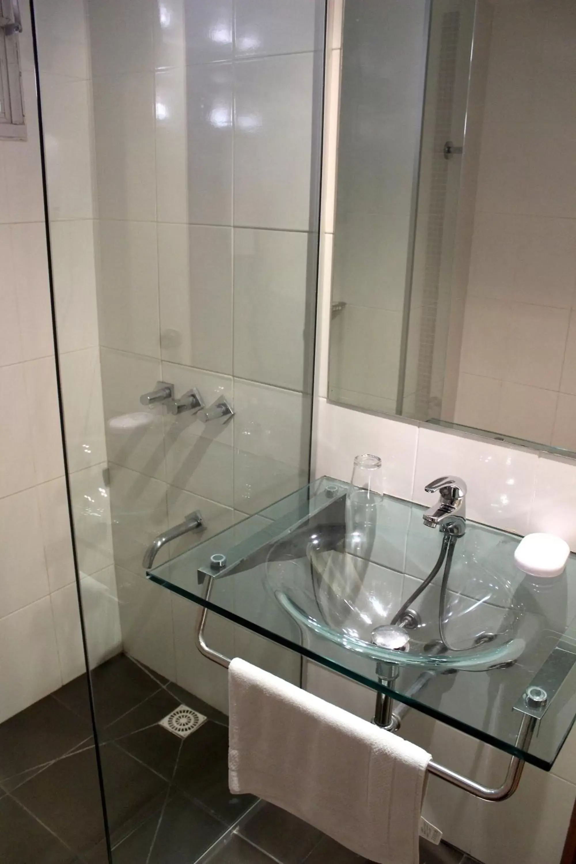 Double or Twin Room with Side Sea View in Hotel Alhambra Double or Twin Room with Side Sea View in Hotel Alhambra