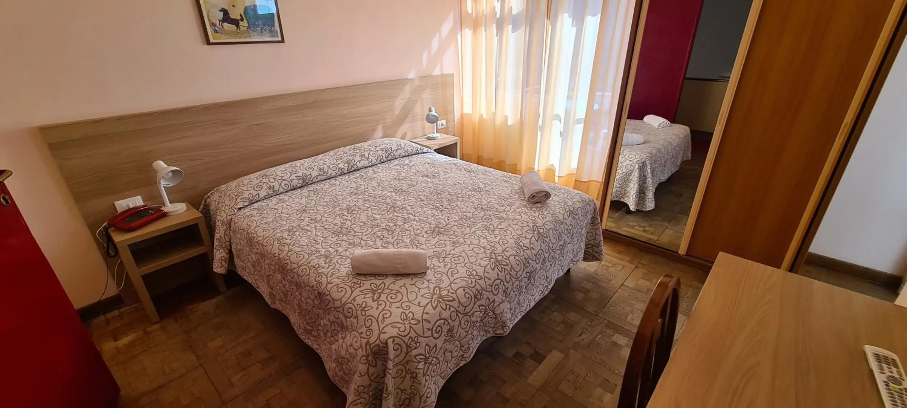 Double or Twin Room with Balcony in Hotel Colibrì Double or Twin Room with Balcony in Hotel Colibrì