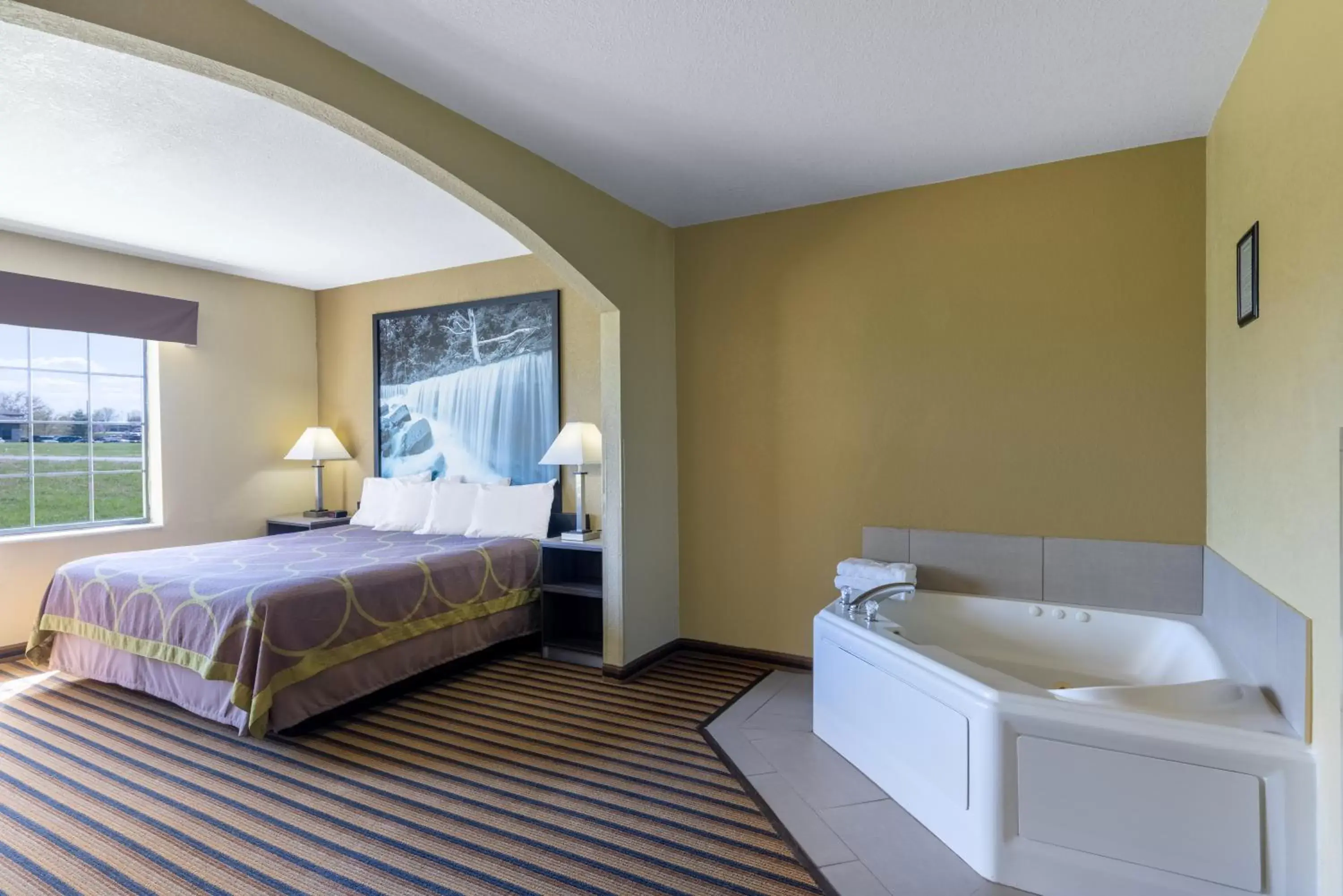 King Studio Suite - Non-Smoking in Super 8 by Wyndham Nixa/Springfield Area King Studio Suite - Non-Smoking in Super 8 by Wyndham Nixa/Springfield Area