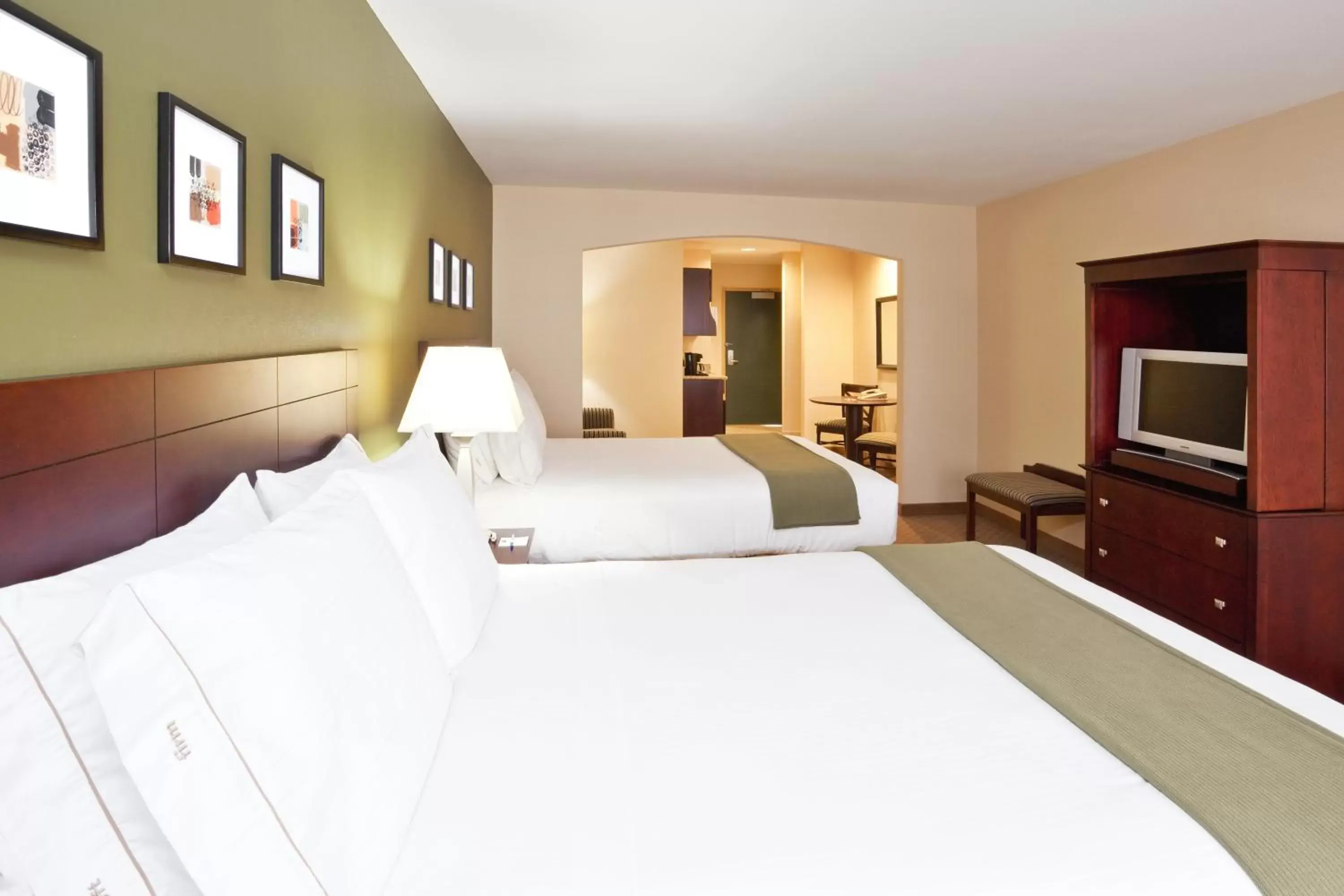Holiday Inn Express Hotel & Suites Athens by IHG Holiday Inn Express Hotel & Suites Athens by IHG
