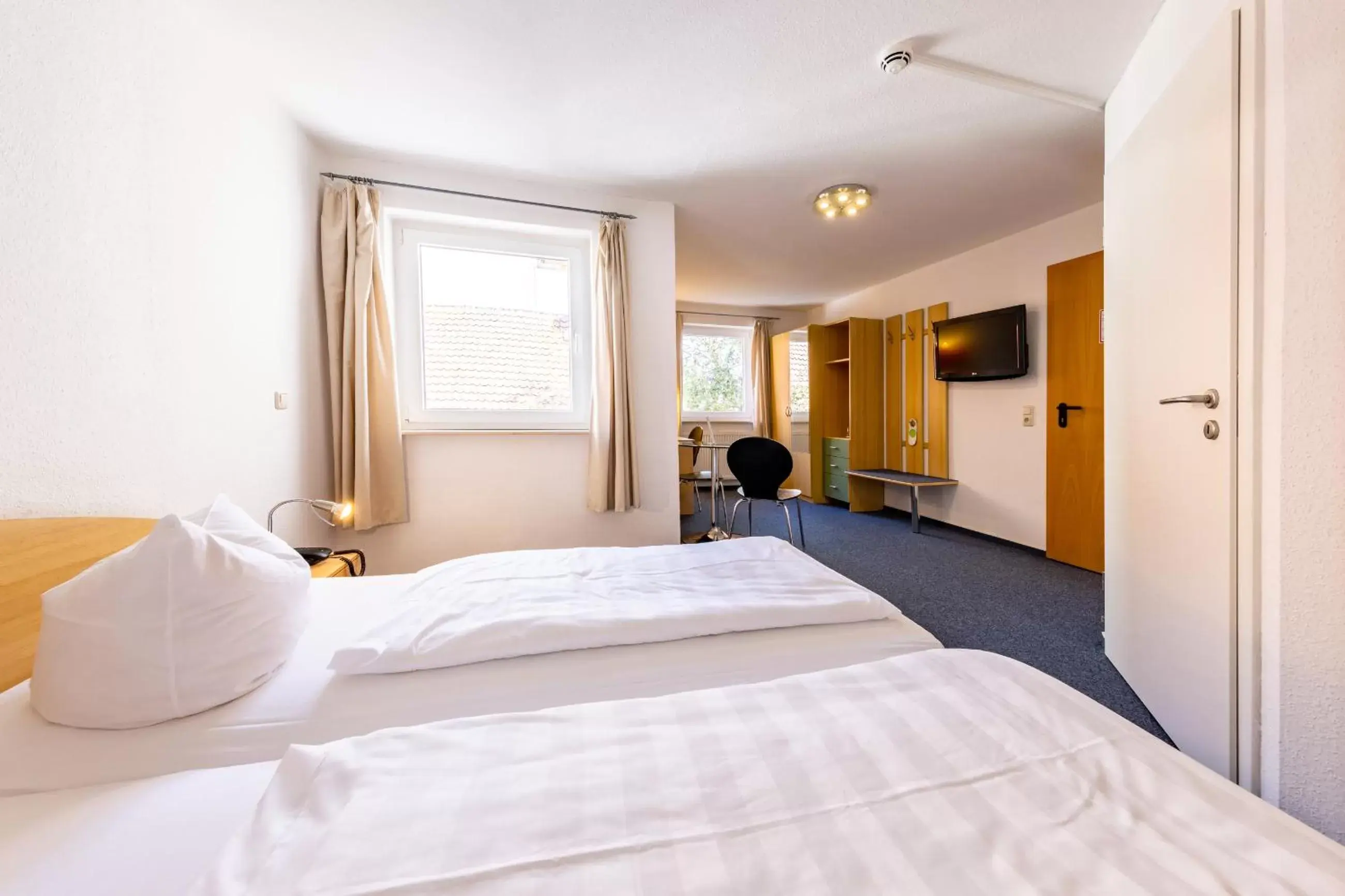 Modern Double Room in Hotel zur Börse Modern Double Room in Hotel zur Börse