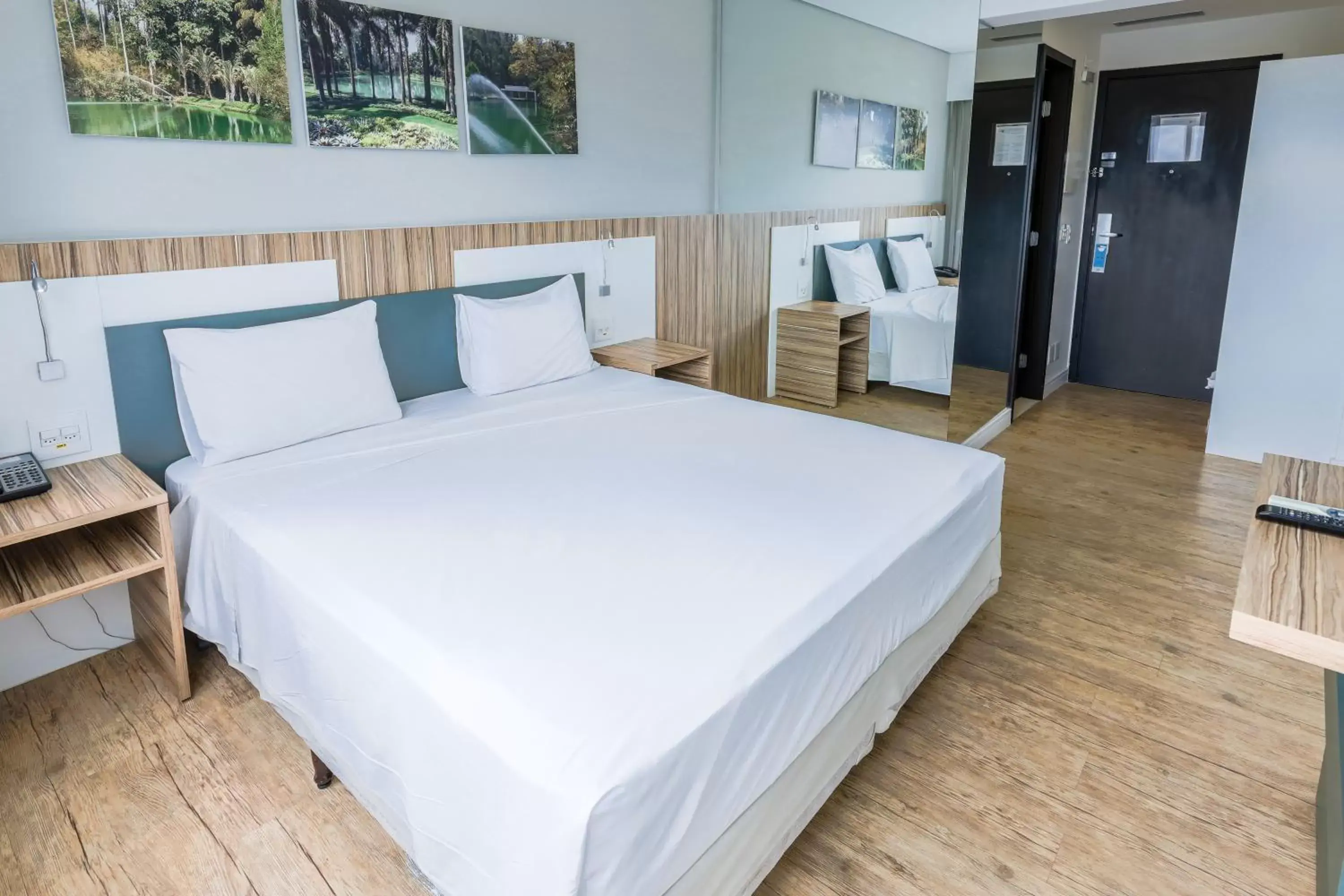 Family Suite with Double Bed and Sofa Bed in ibis Styles Confins Aeroporto Family Suite with Double Bed and Sofa Bed in ibis Styles Confins Aeroporto