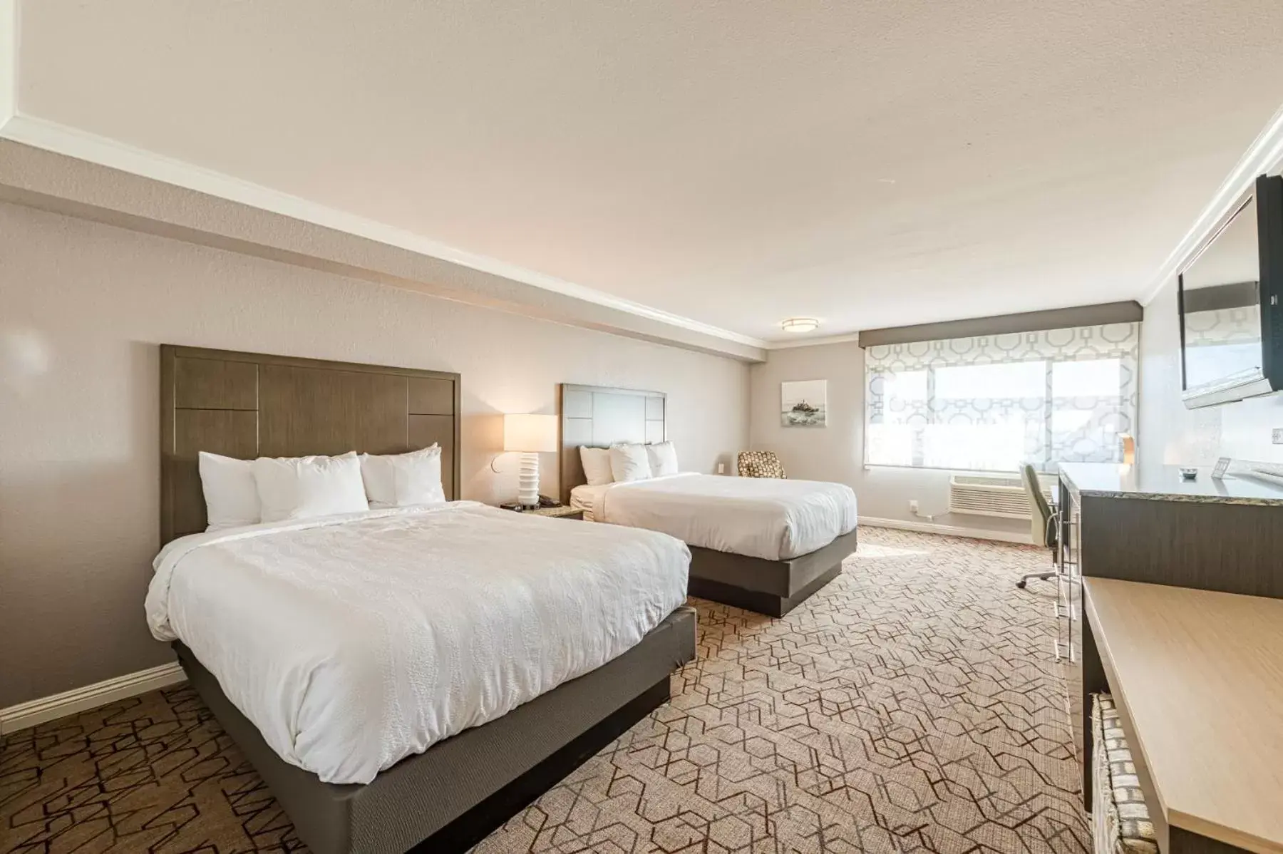 Standard Queen Room with Two Queen Beds - Non Smoking in Amanzi Hotel, an Ascend Collection Hotel Standard Queen Room with Two Queen Beds - Non Smoking in Amanzi Hotel, an Ascend Collection Hotel